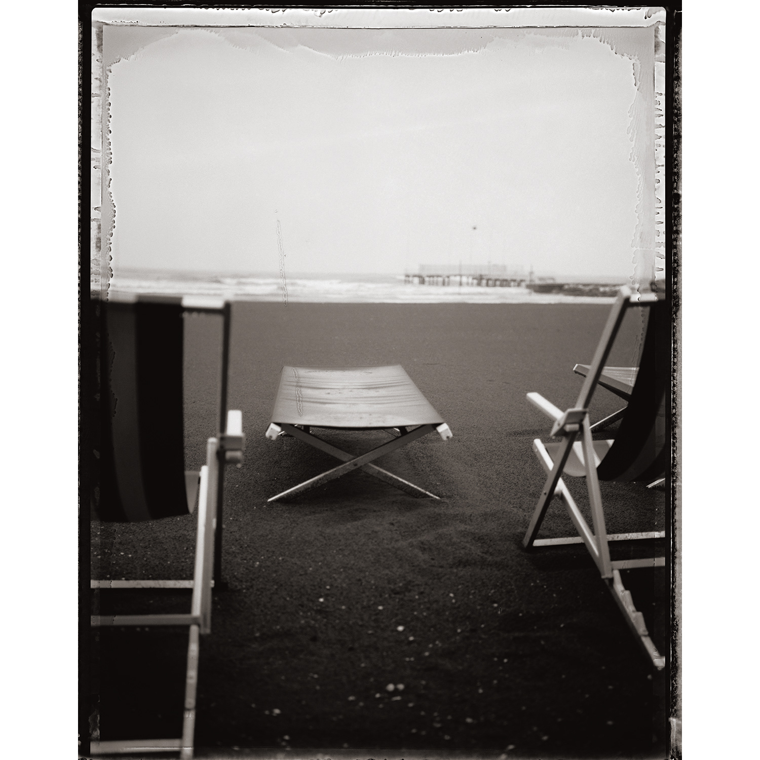 Palge de l'hôtel des Bains, 1999 — Polaroid 180