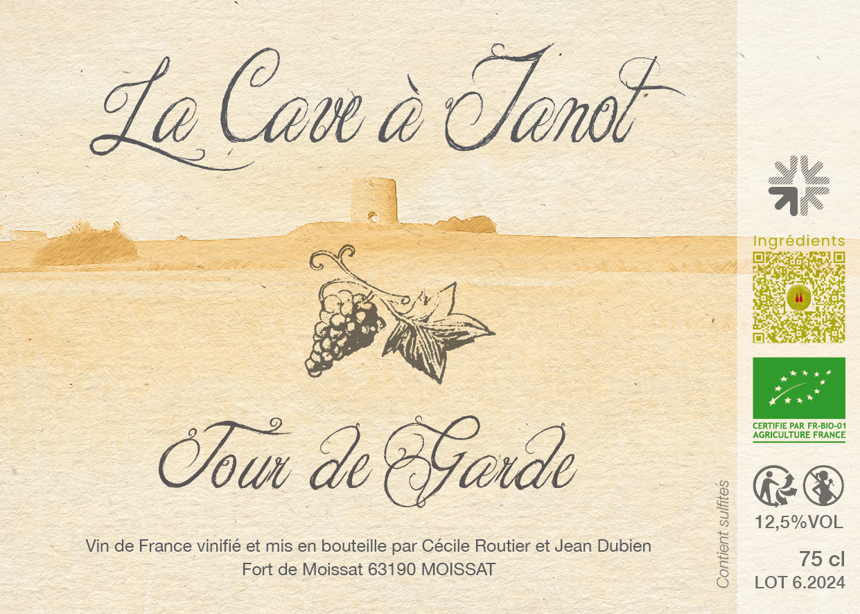 Vin blanc Chardonnay élevé un an en fût de chêne. Ce vin au nez floral et légèrement fumé révèle en bouche une belle complexité sur les fruits secs (abricots, amandes... ) Sans sulfites ajoutés.