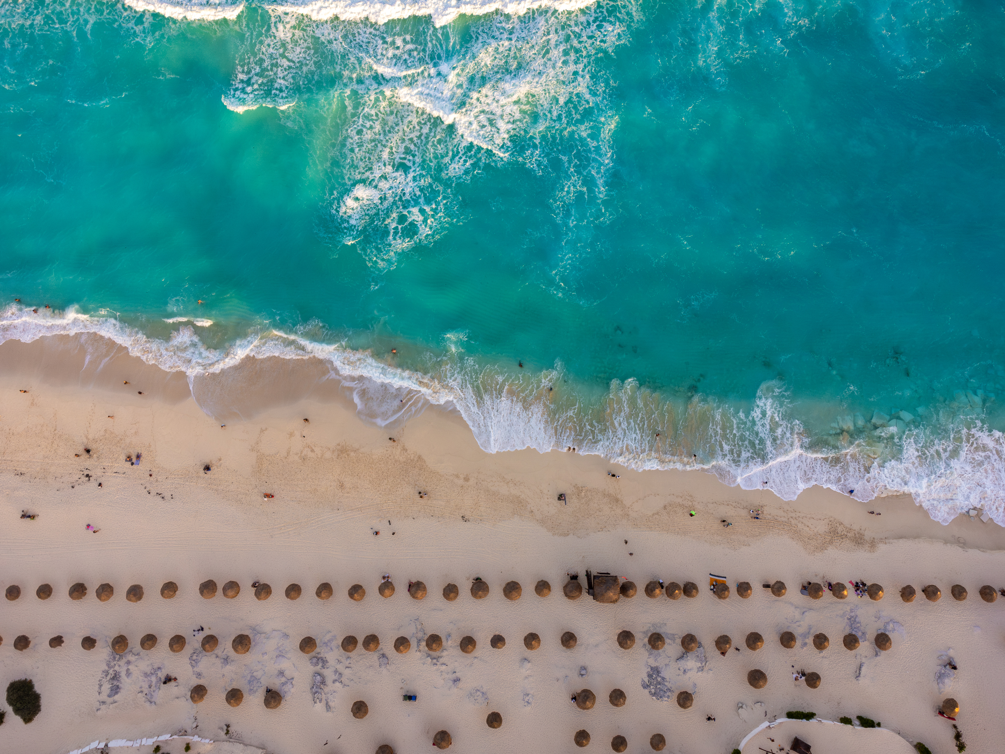 Playa delfines, Cancún