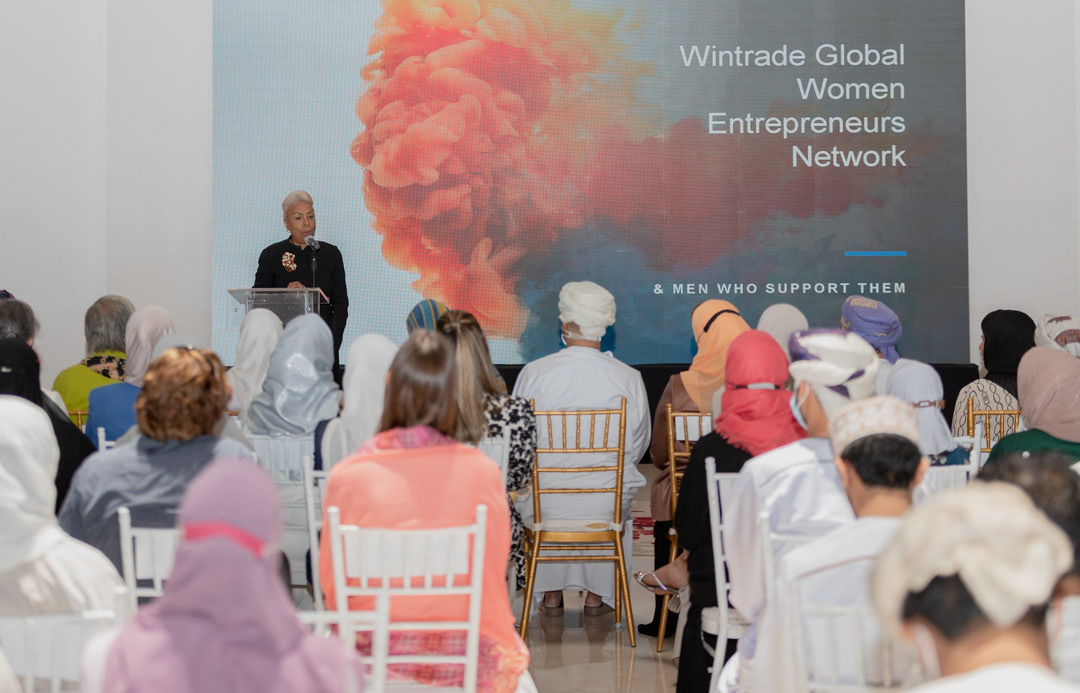 Dr Yvonne Thompson CBE address a conference at the Oman National Museum, Muscat