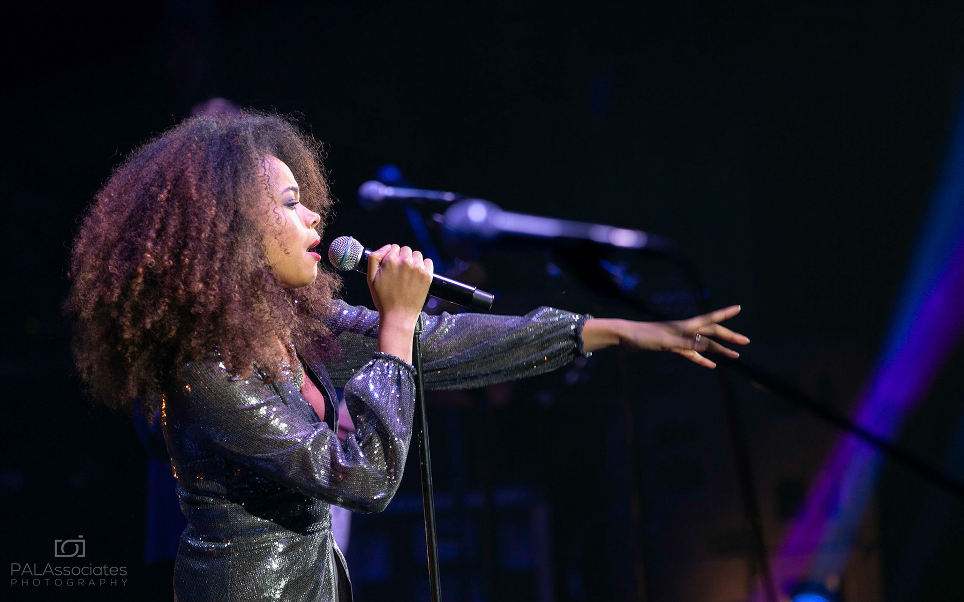 Brand New Heavies - featuring Angela Ricci at Magic Soul, Hammersmith