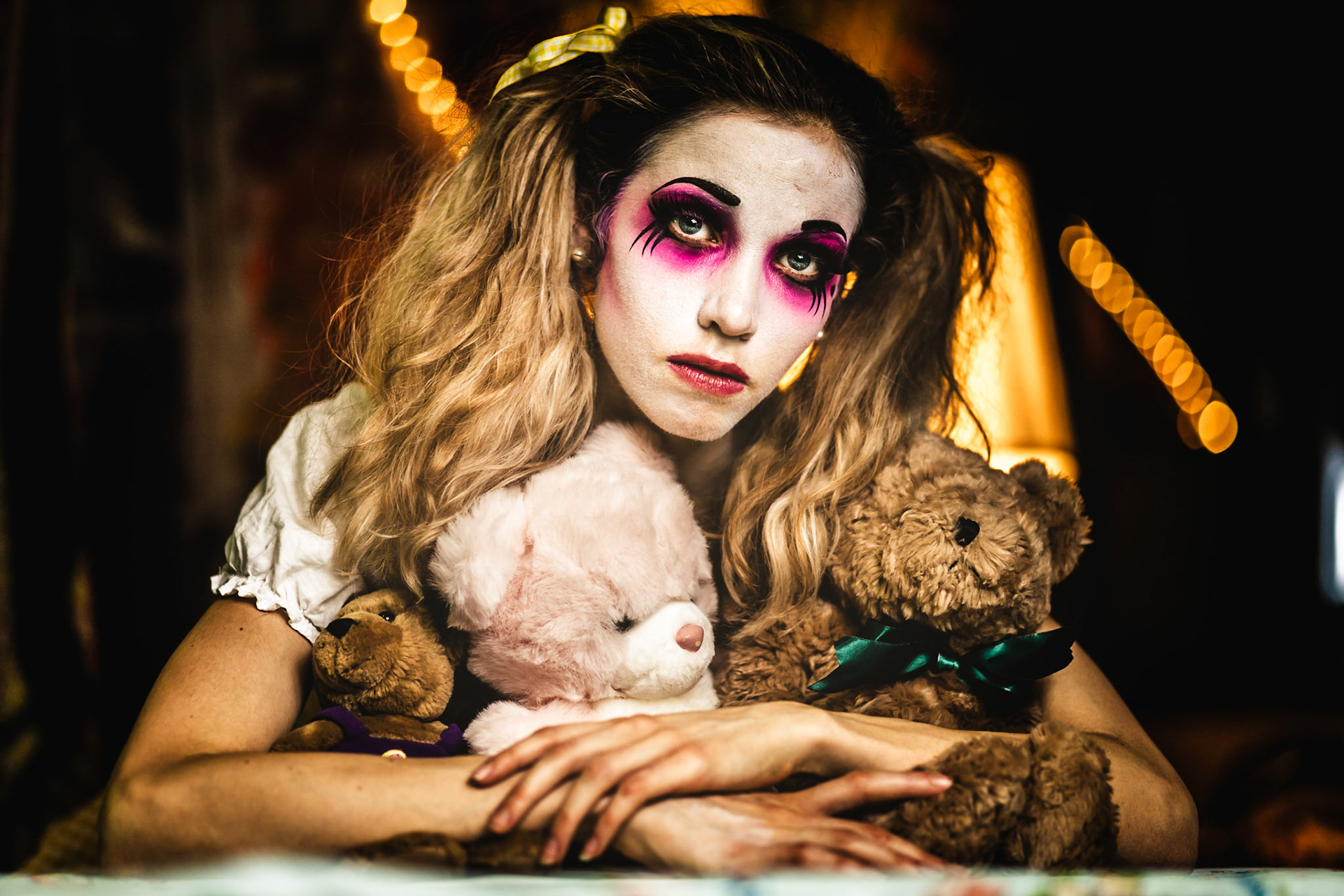 TXVAE Creepy Doll Shoot