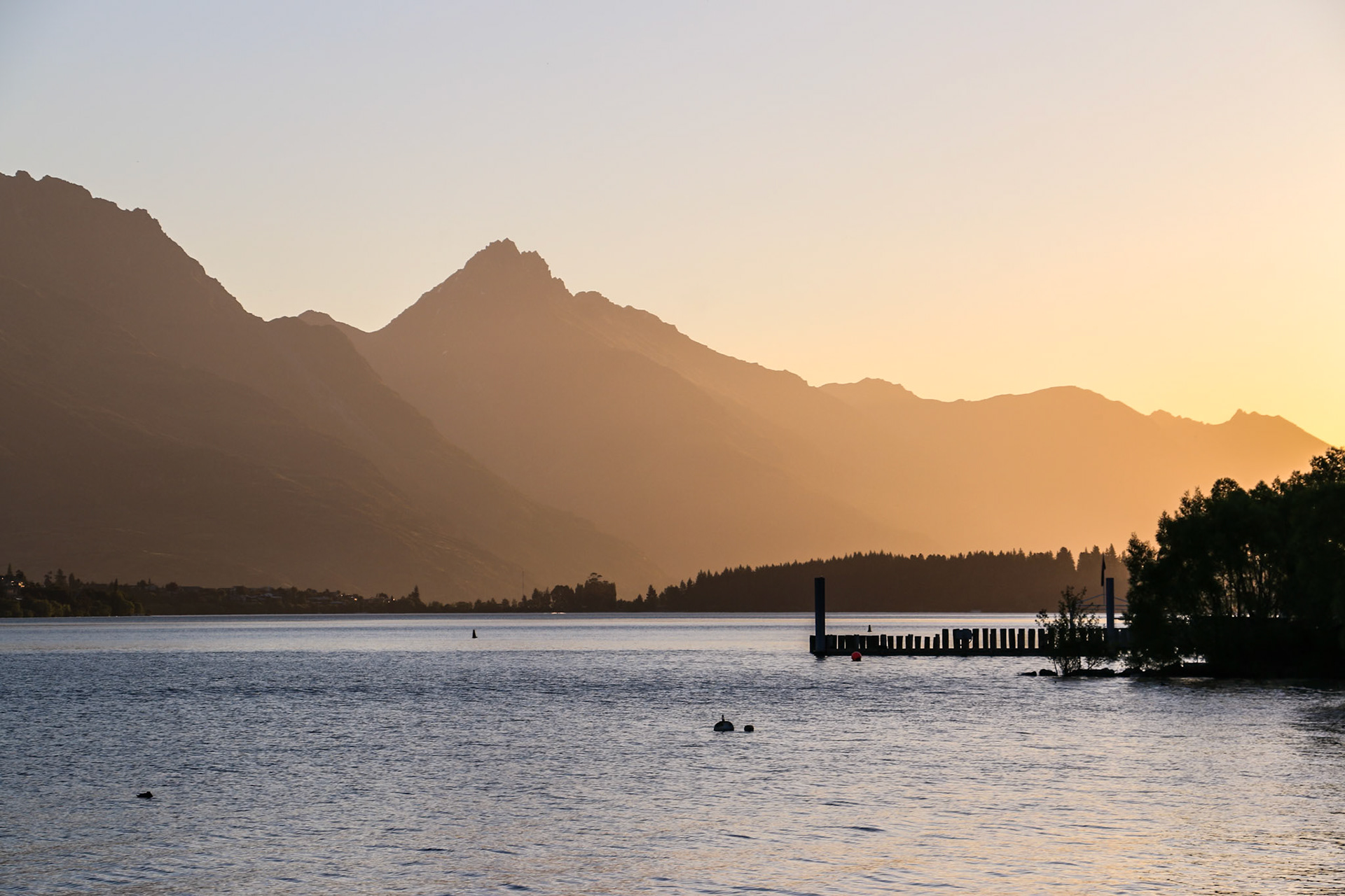 Late afternoon sunset in Queenstown, South Island, New Zealand
