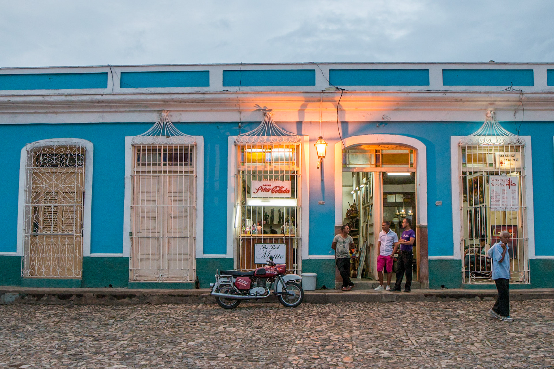 Hanging out in Trinidad, Cuba