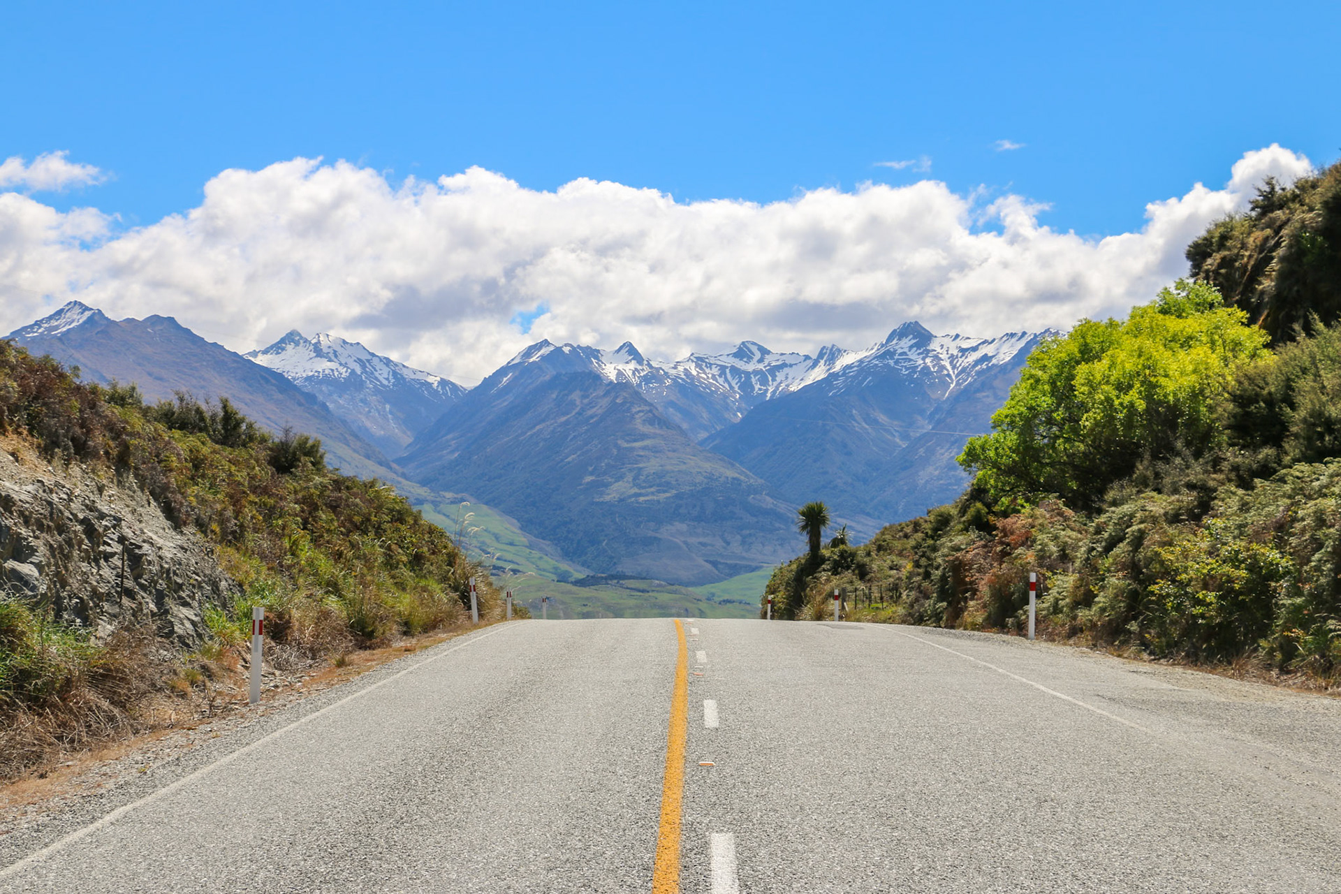 The stunning scenery of Mount Aspiring close the neck between Lakes Wanaka and Hawea