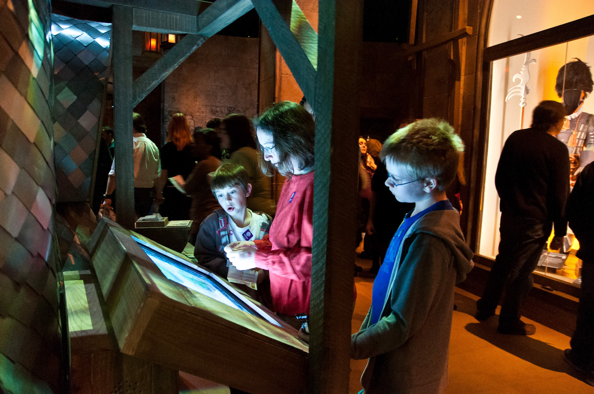 INTERACTIVE: MAIN GALLERY