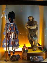 WIZARD OF OZ: MAIN GALLERY