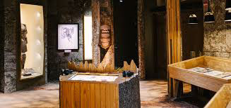 ENTRANCE GALLERY