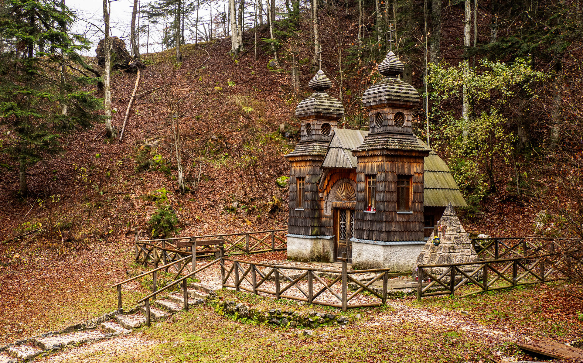 The Russian Church, Vrsic Pass