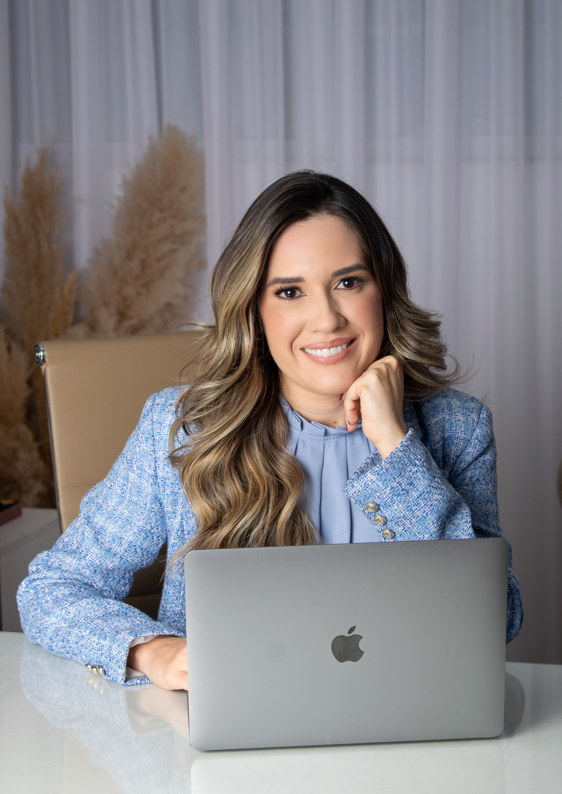 Autora Mylena Leite Ângelo