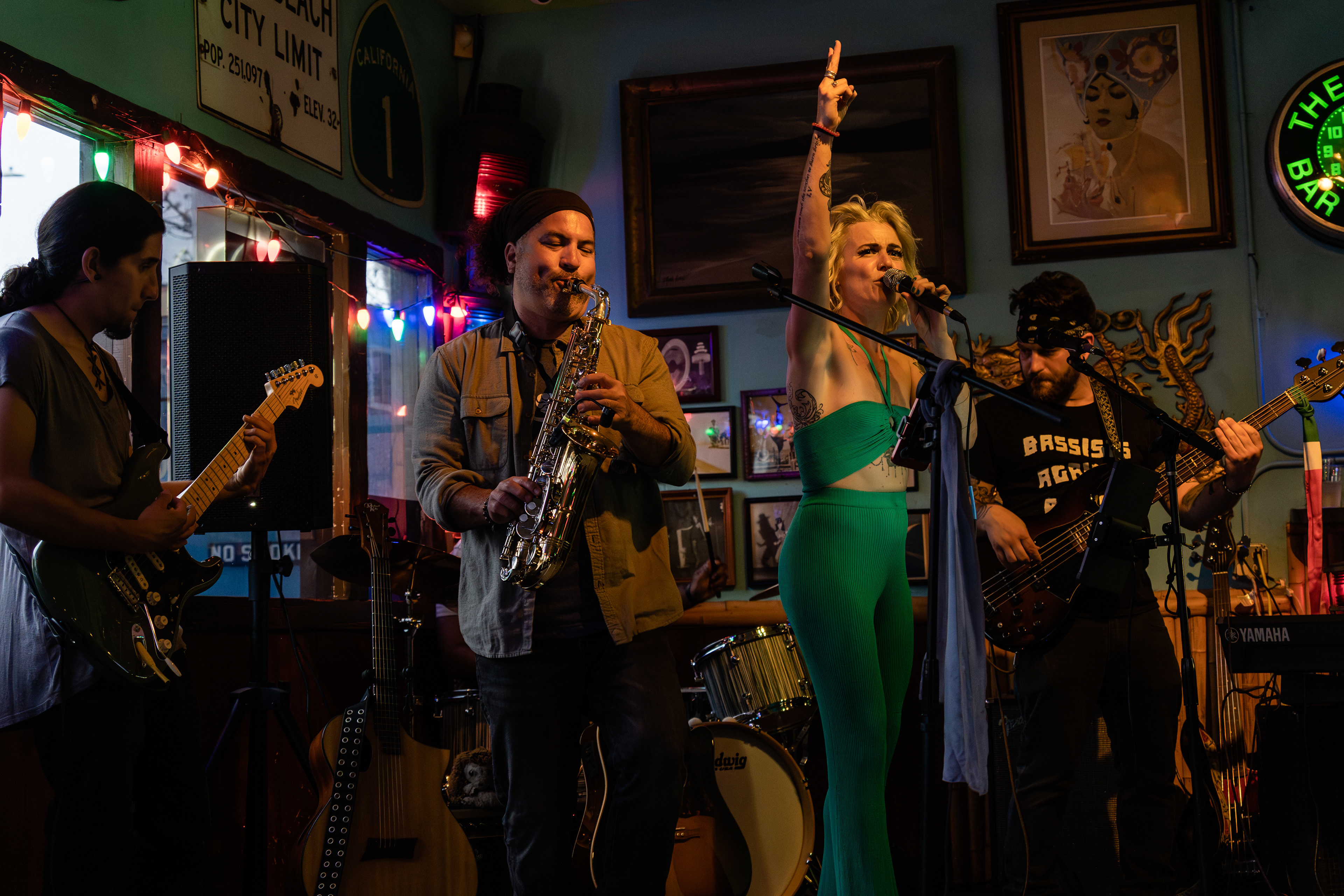 Juliet Hawkins & The Band