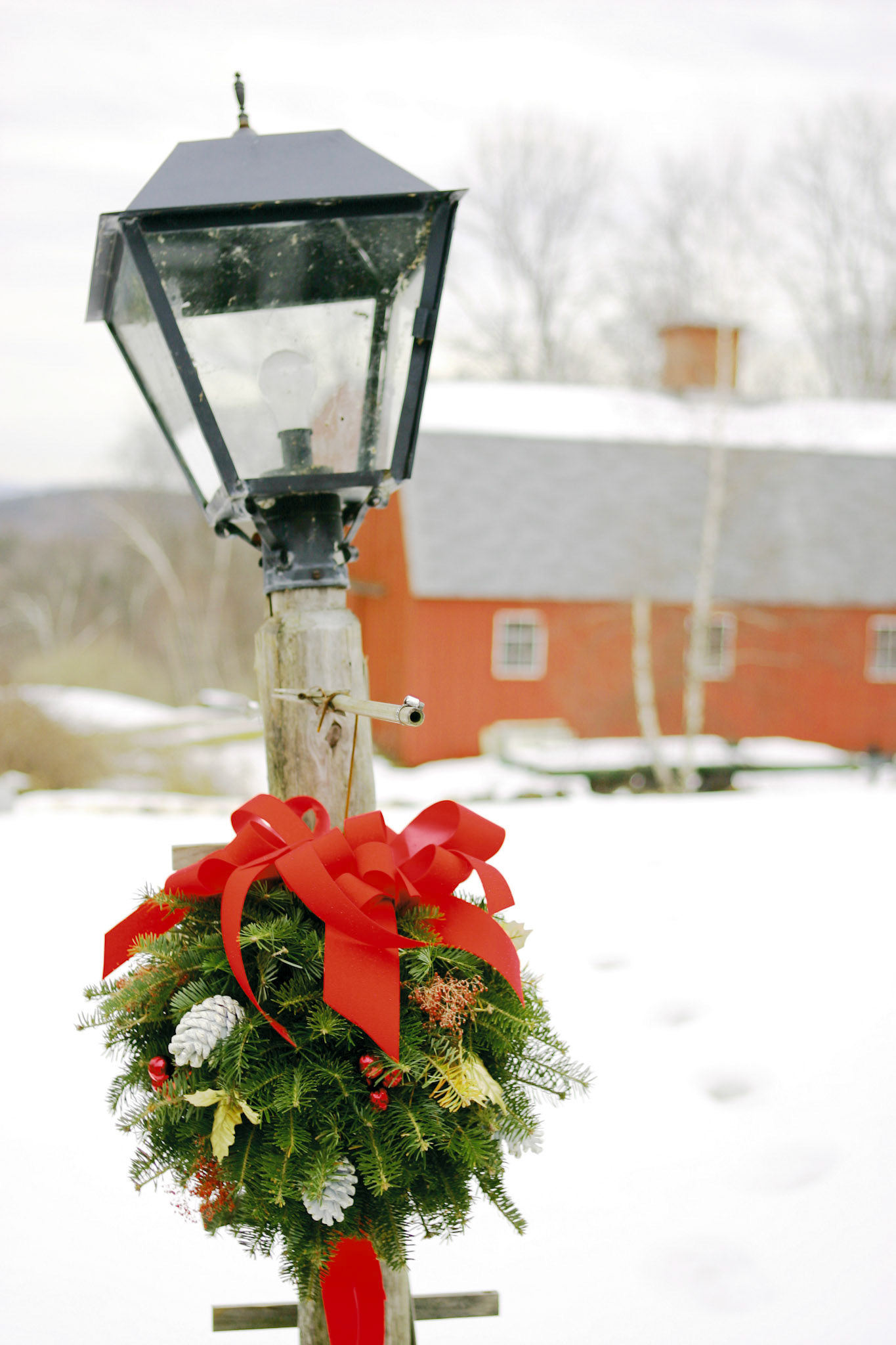 Christmas ball on lamppost - New Hampshire