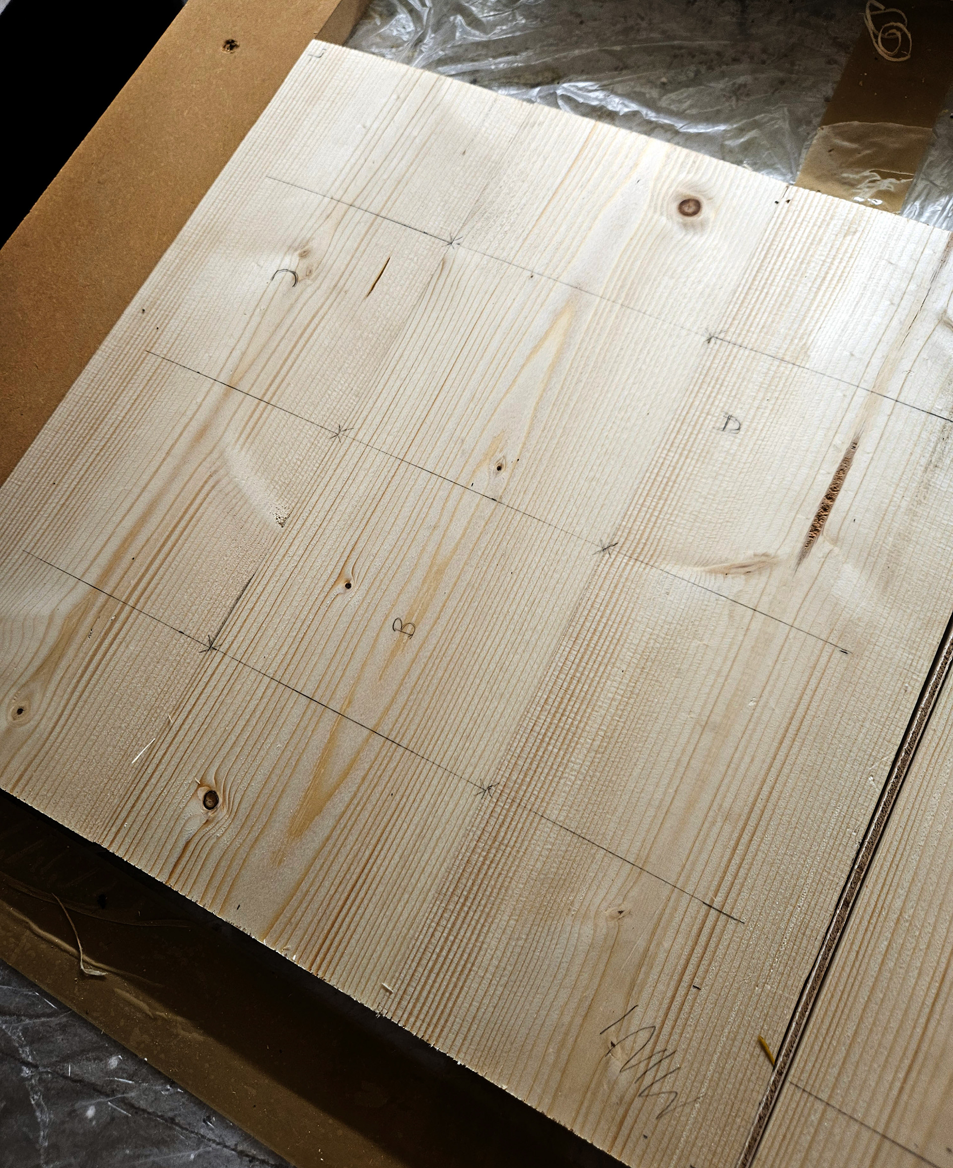 Gluing & Clamping