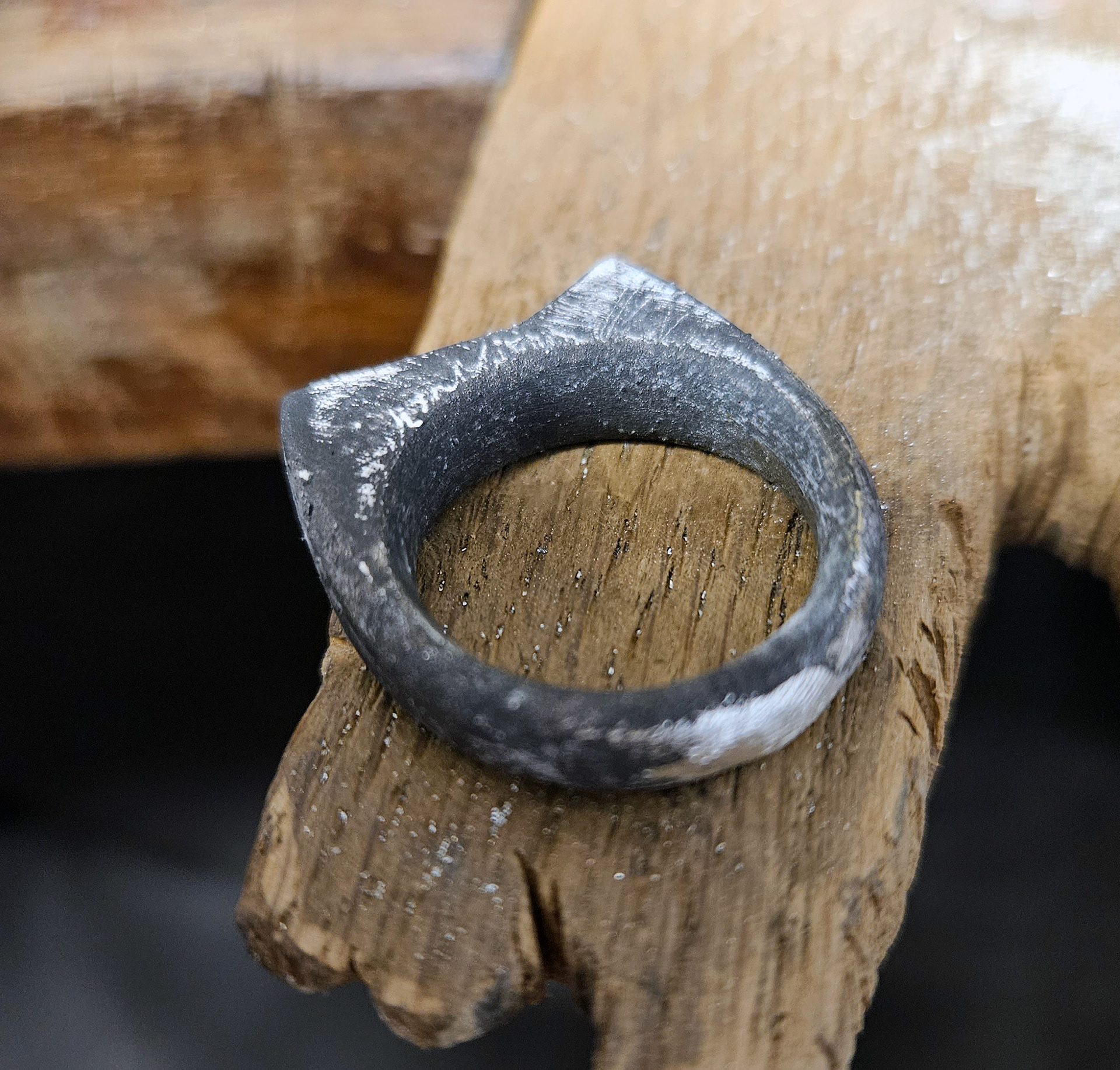 Cleanup & finishing of casted silver ring