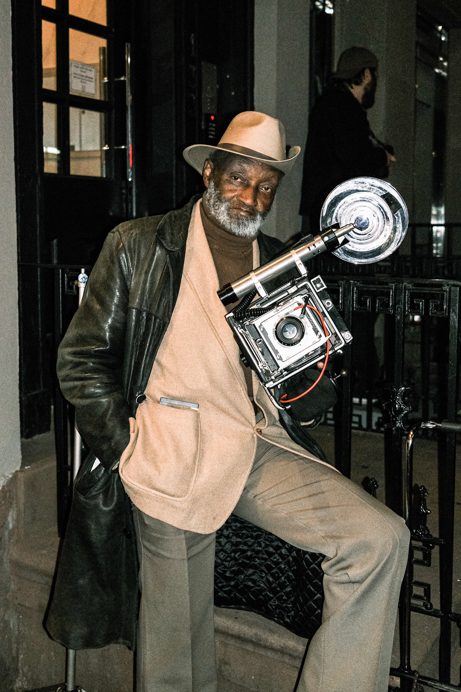 Iconic photographer Louis Mendes