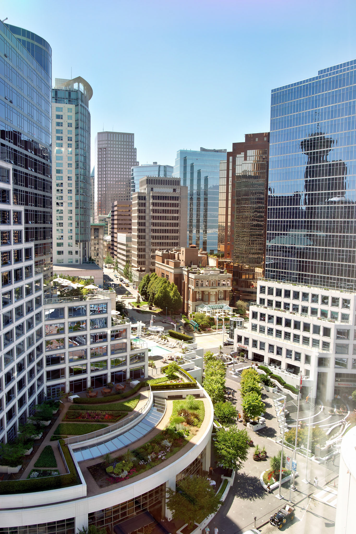 AK_20030727_0002_PS.dng