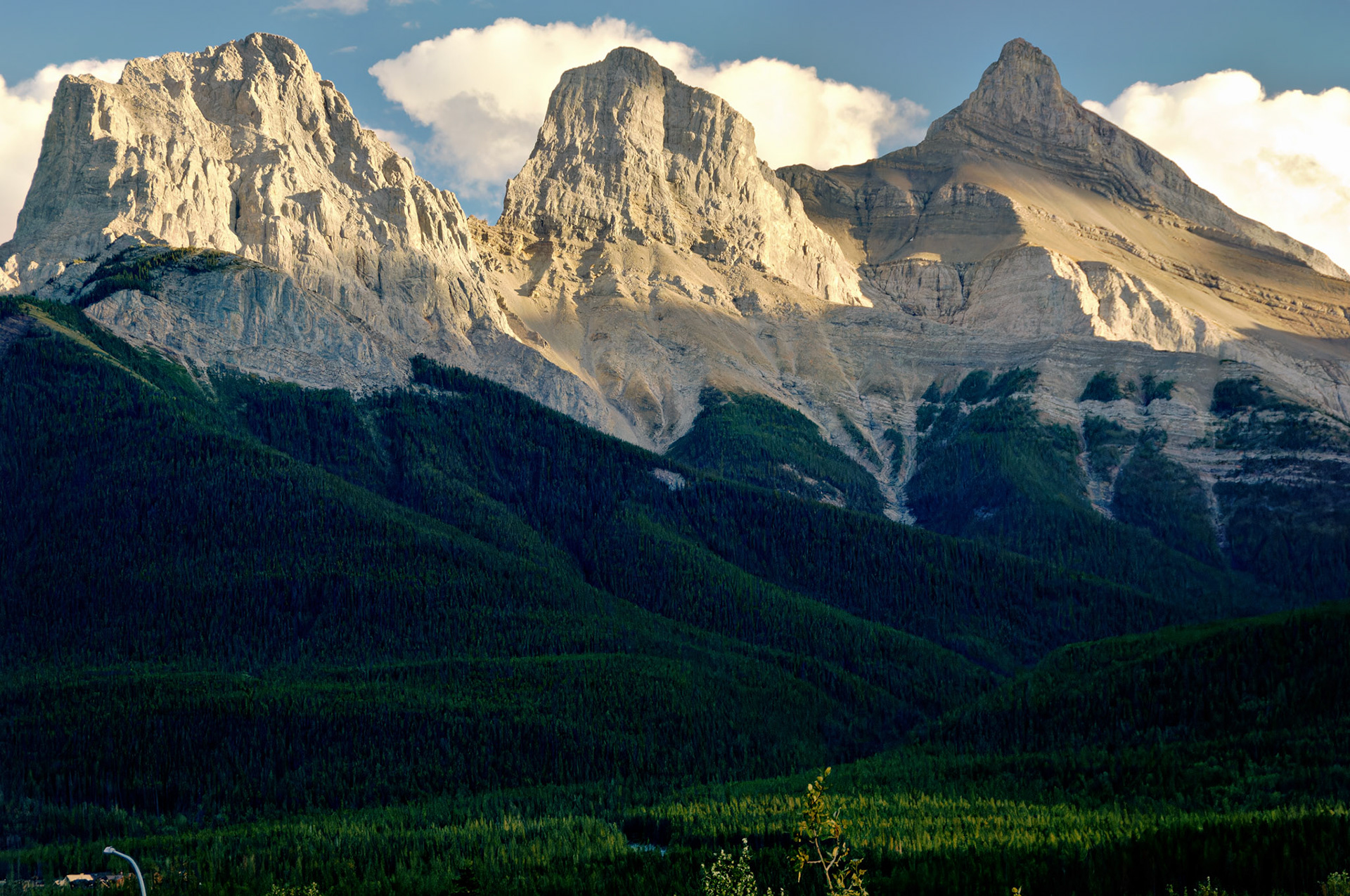 CN_20060731_0445_PS.dng