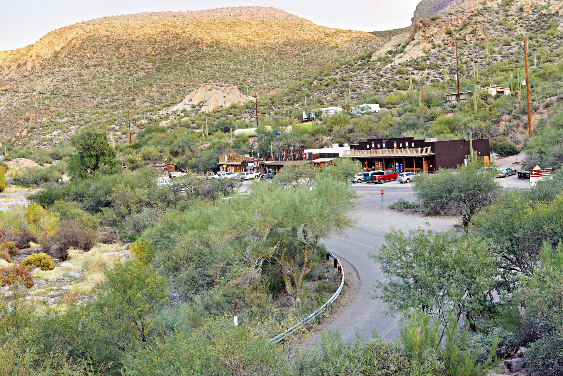 AZ_20121209_0226_PS.dng