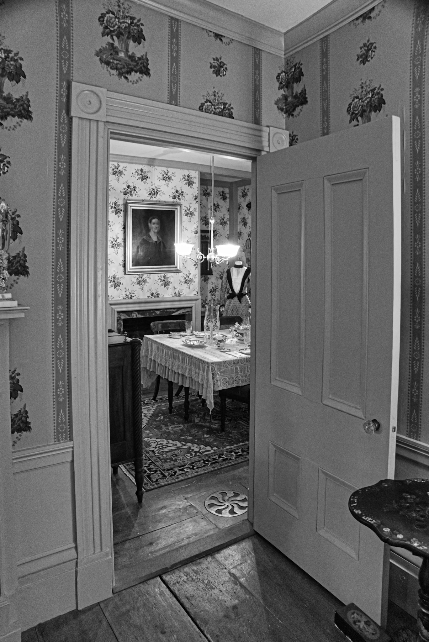 Black &amp; White 00321