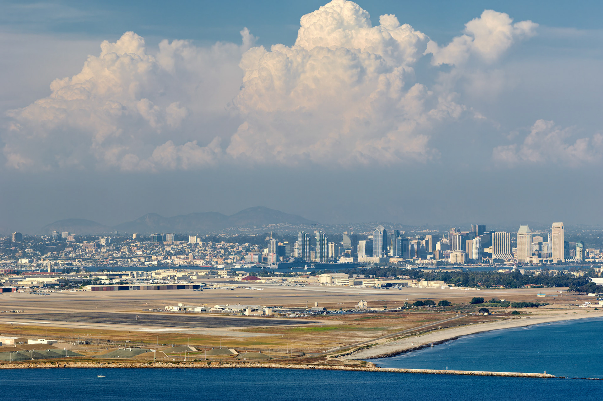 CA_SanDiego_20050728_0082_PS.dng