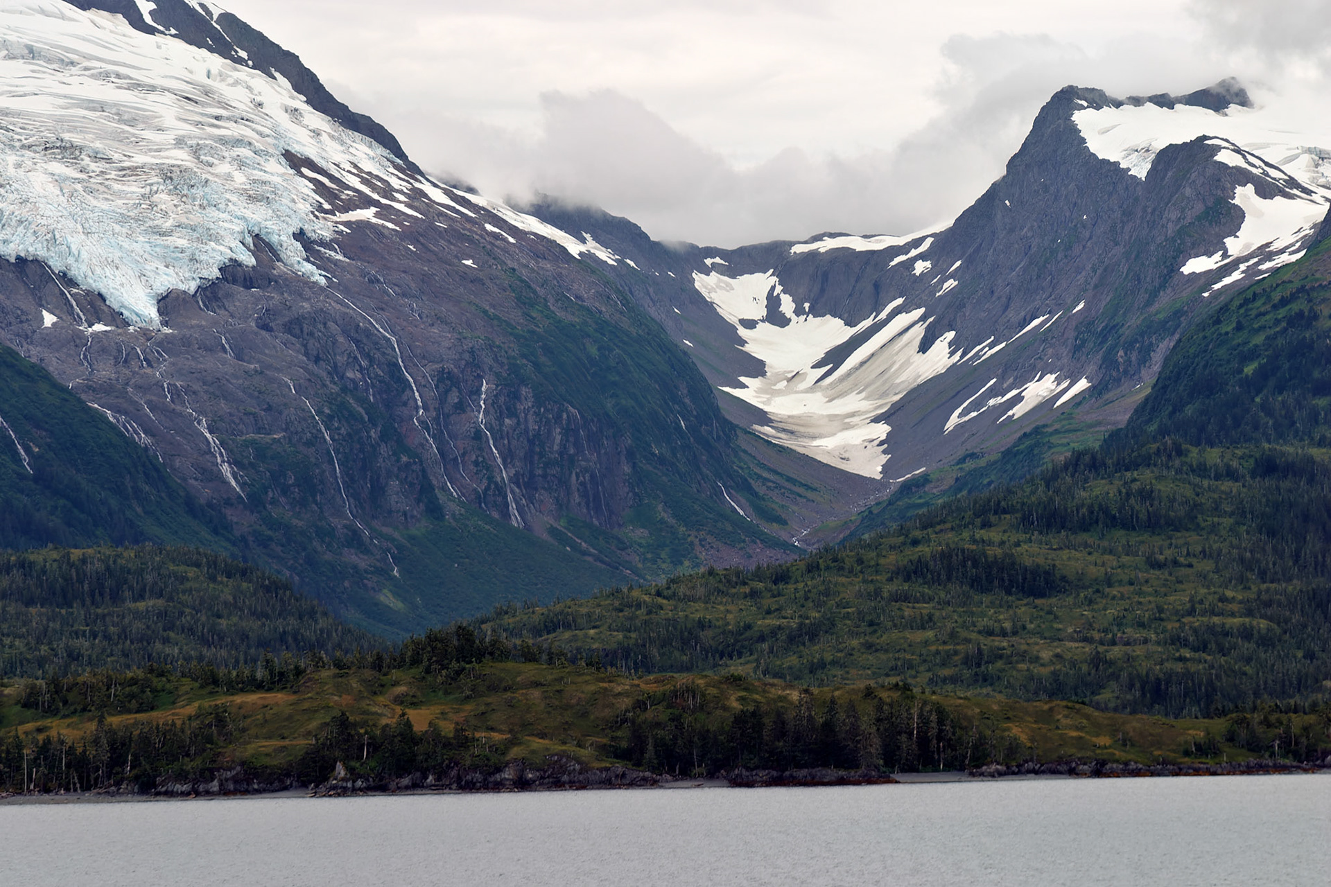 AK_20030803_0450_PS.dng