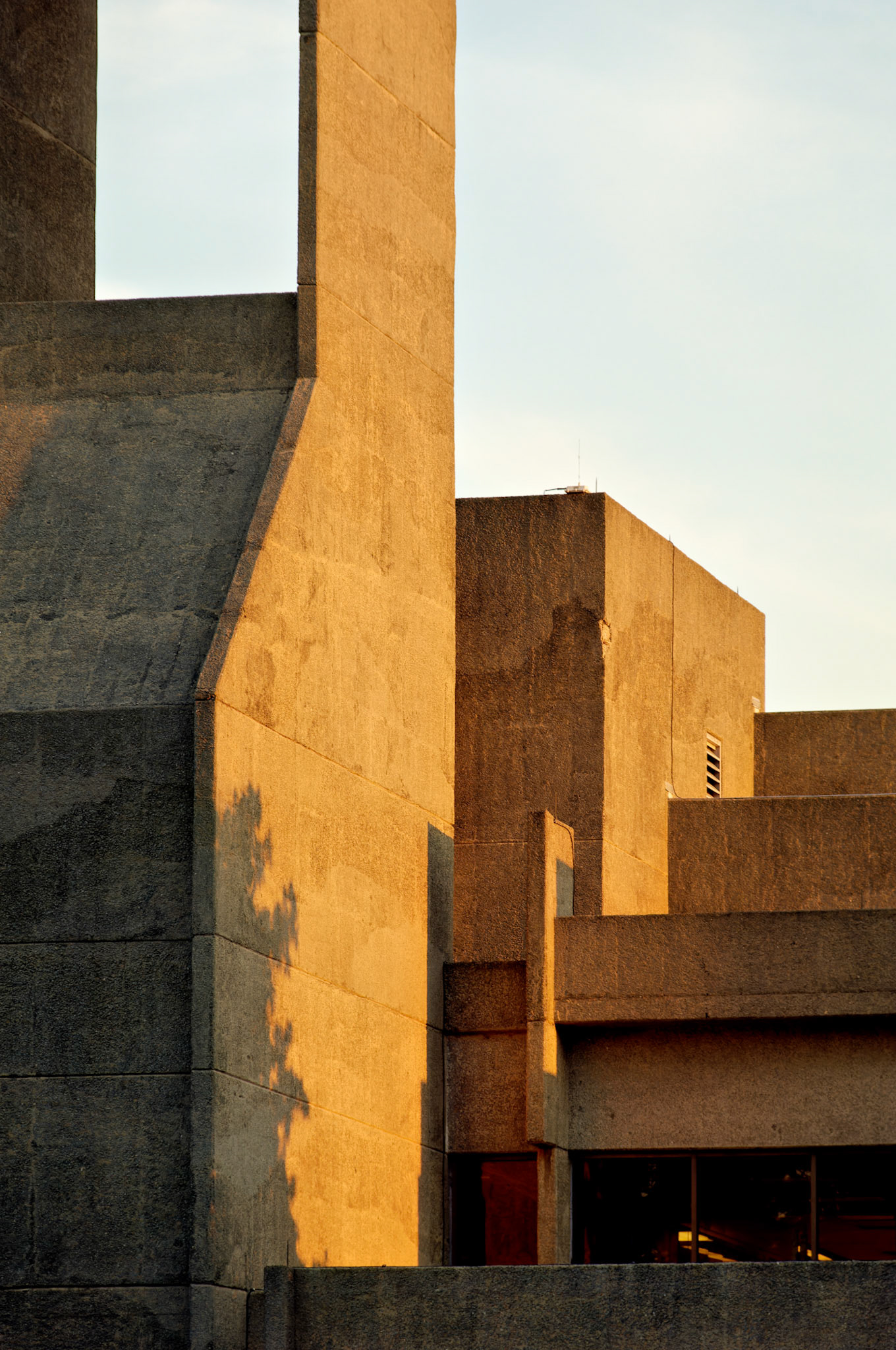 DC_20050913_0076_PS.dng