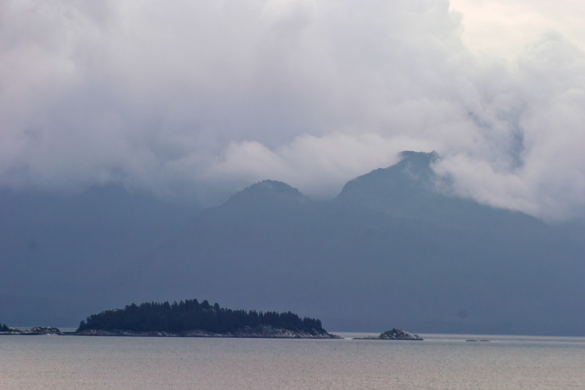 AK_20030802_0358_PS.dng