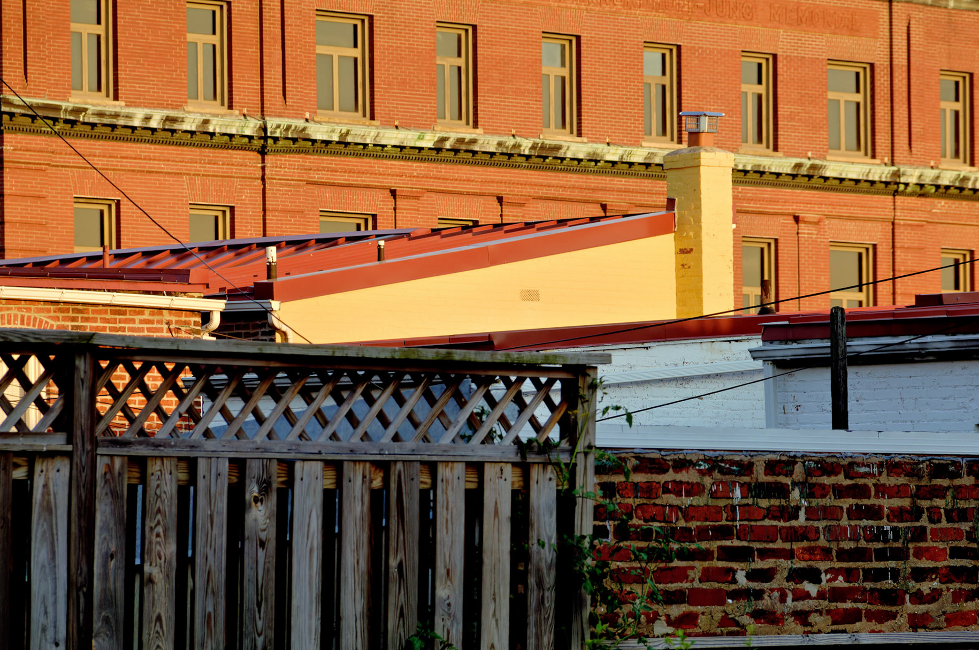 DC_20050913_0073_PS.dng