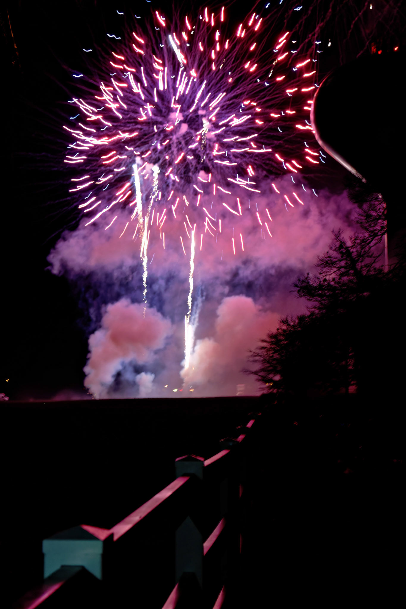 Fireworks_20160704_0075_PS.dng