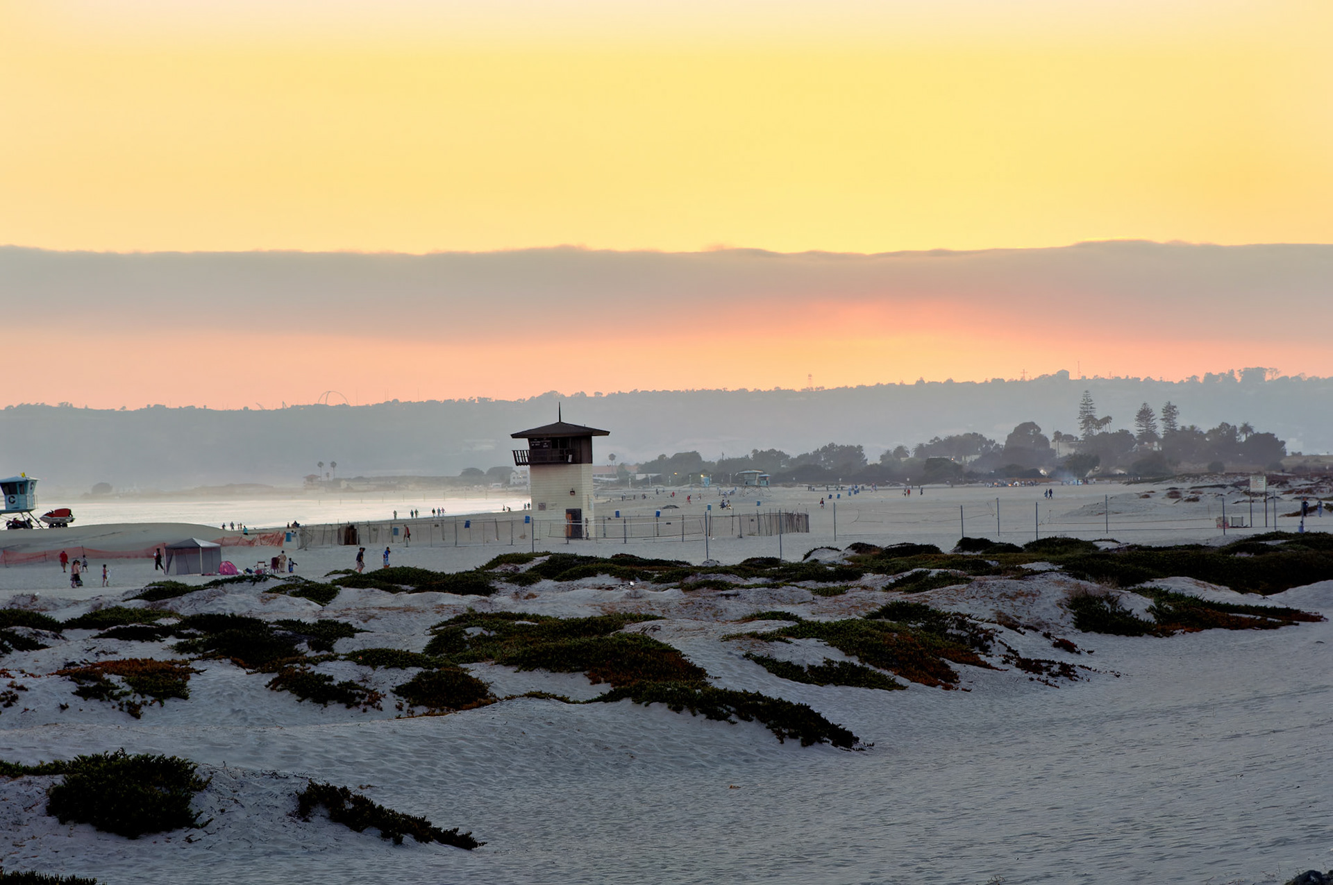 CA_SanDiego_20050729_0117_PS.dng