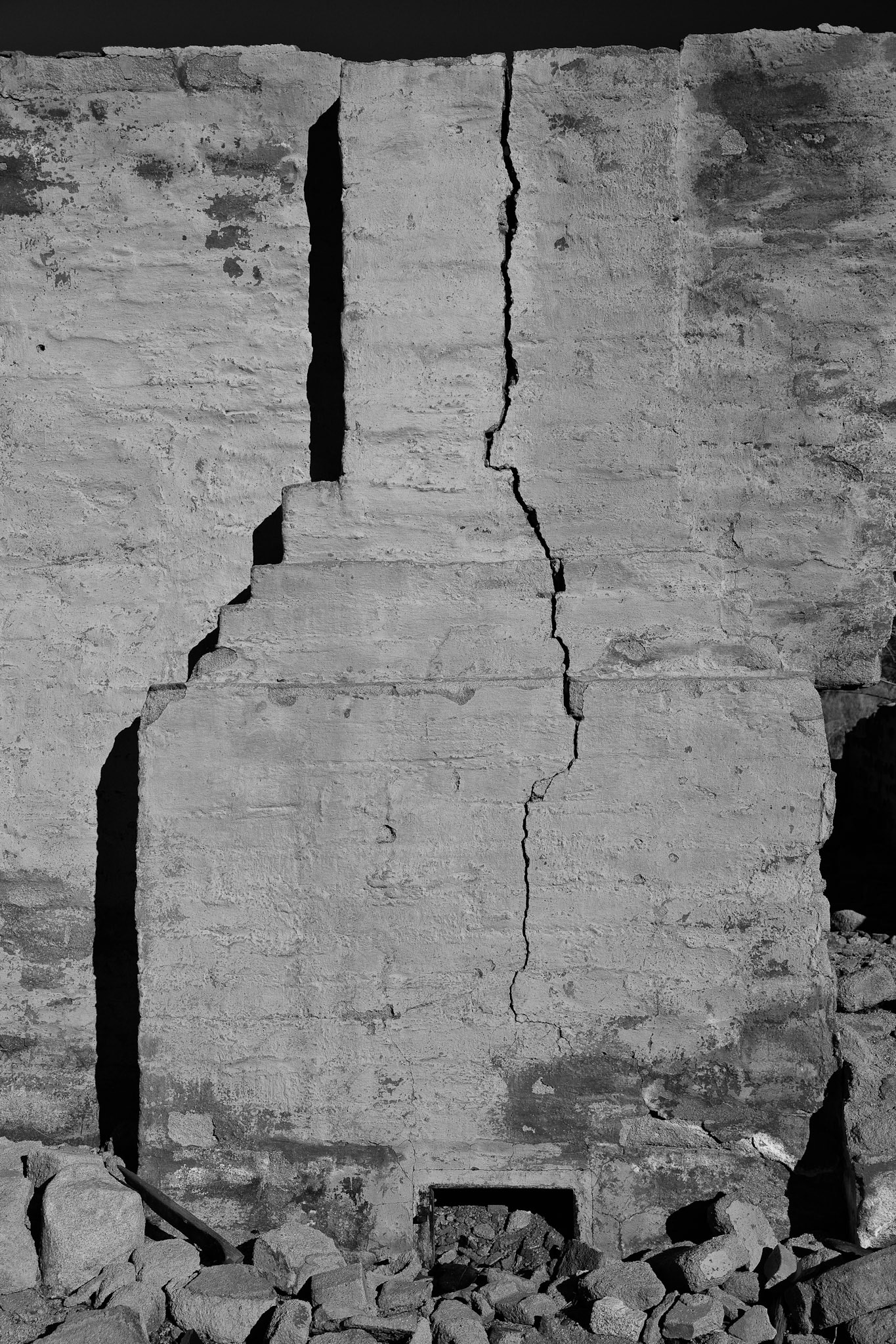 Black &amp; White 00107