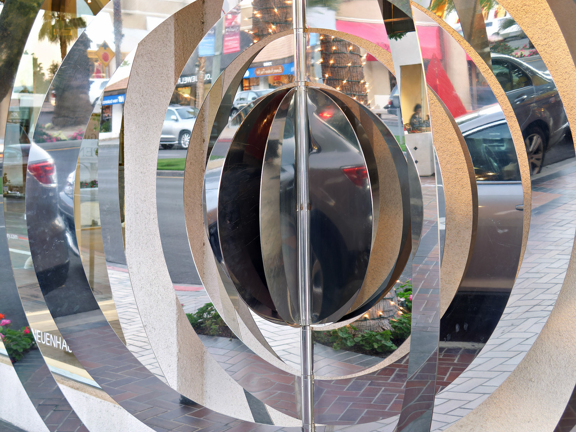 Artistic_20090117_0059_PS.dng