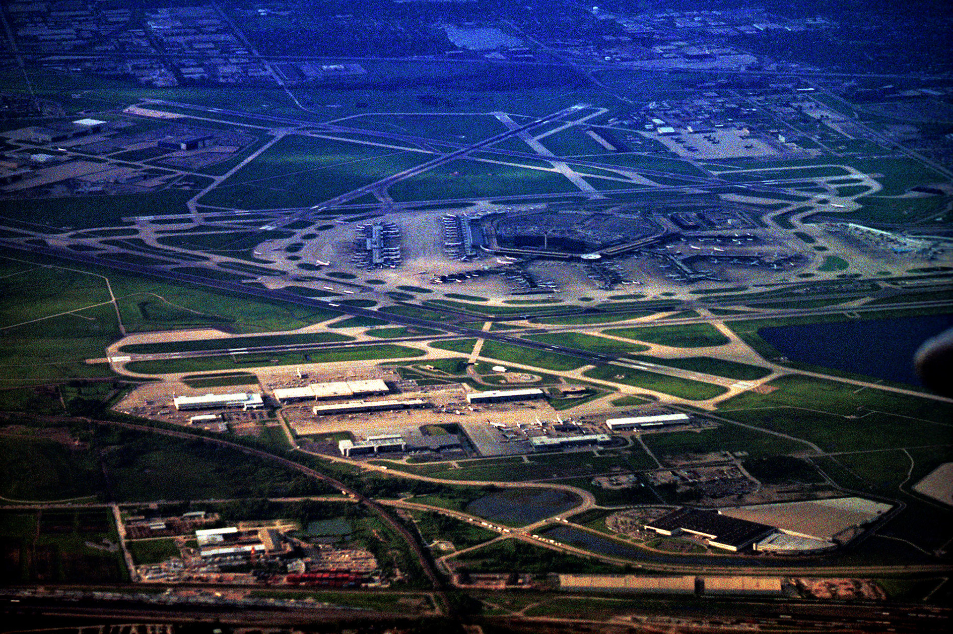 Aerials_20221129_0272_PS.dng