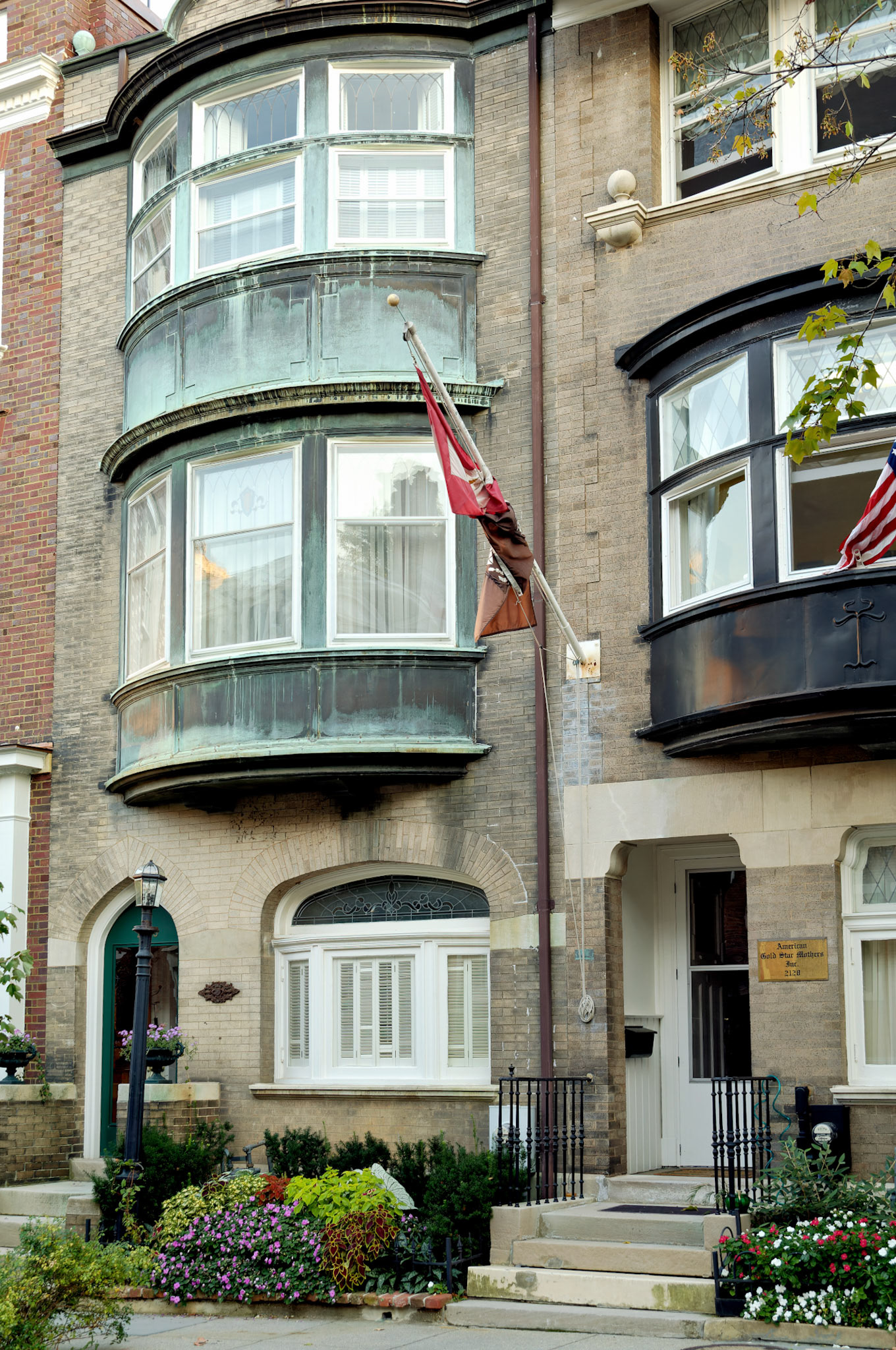 DC_20050912_0034_PS.dng