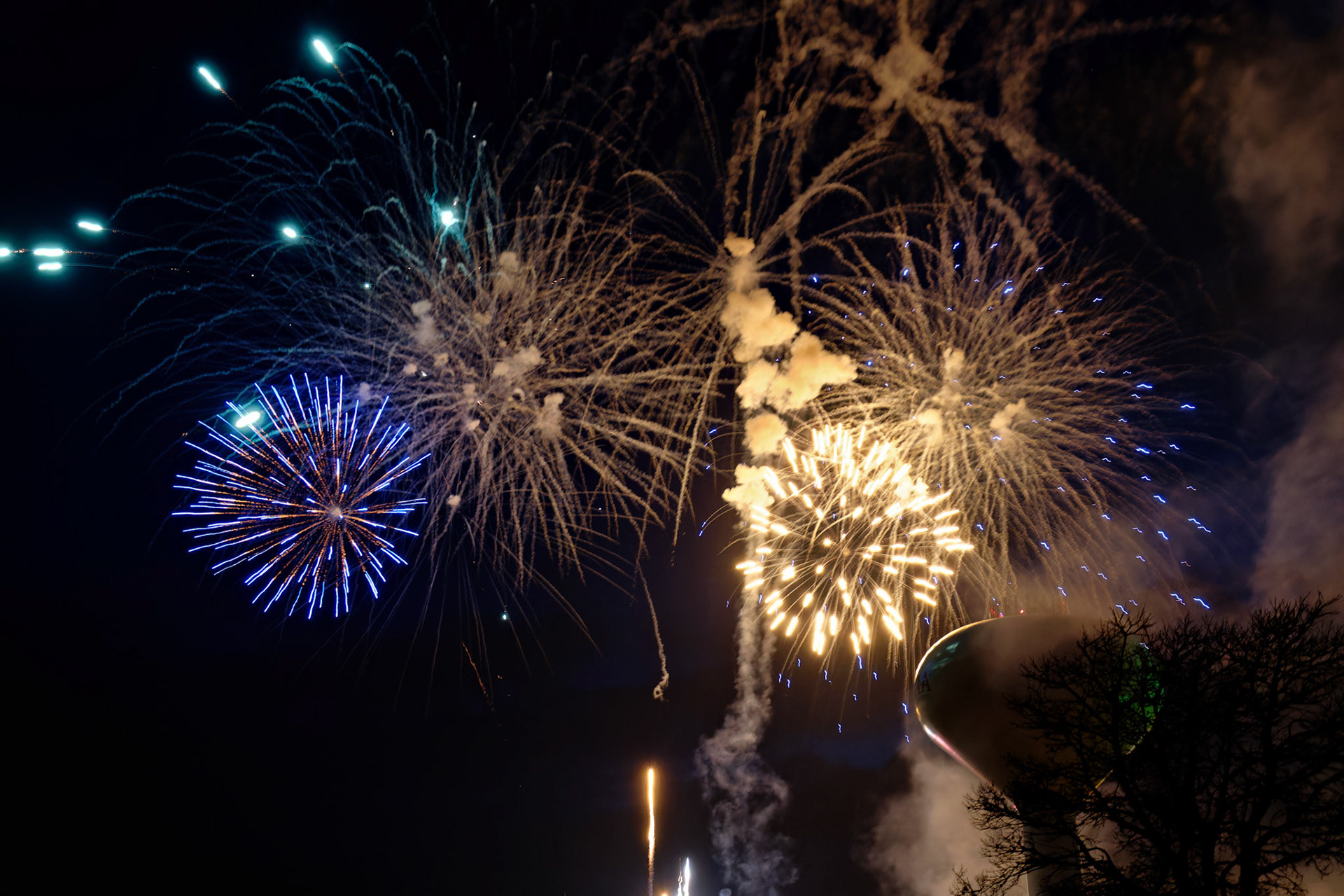 Fireworks_20160704_0009_PS.dng