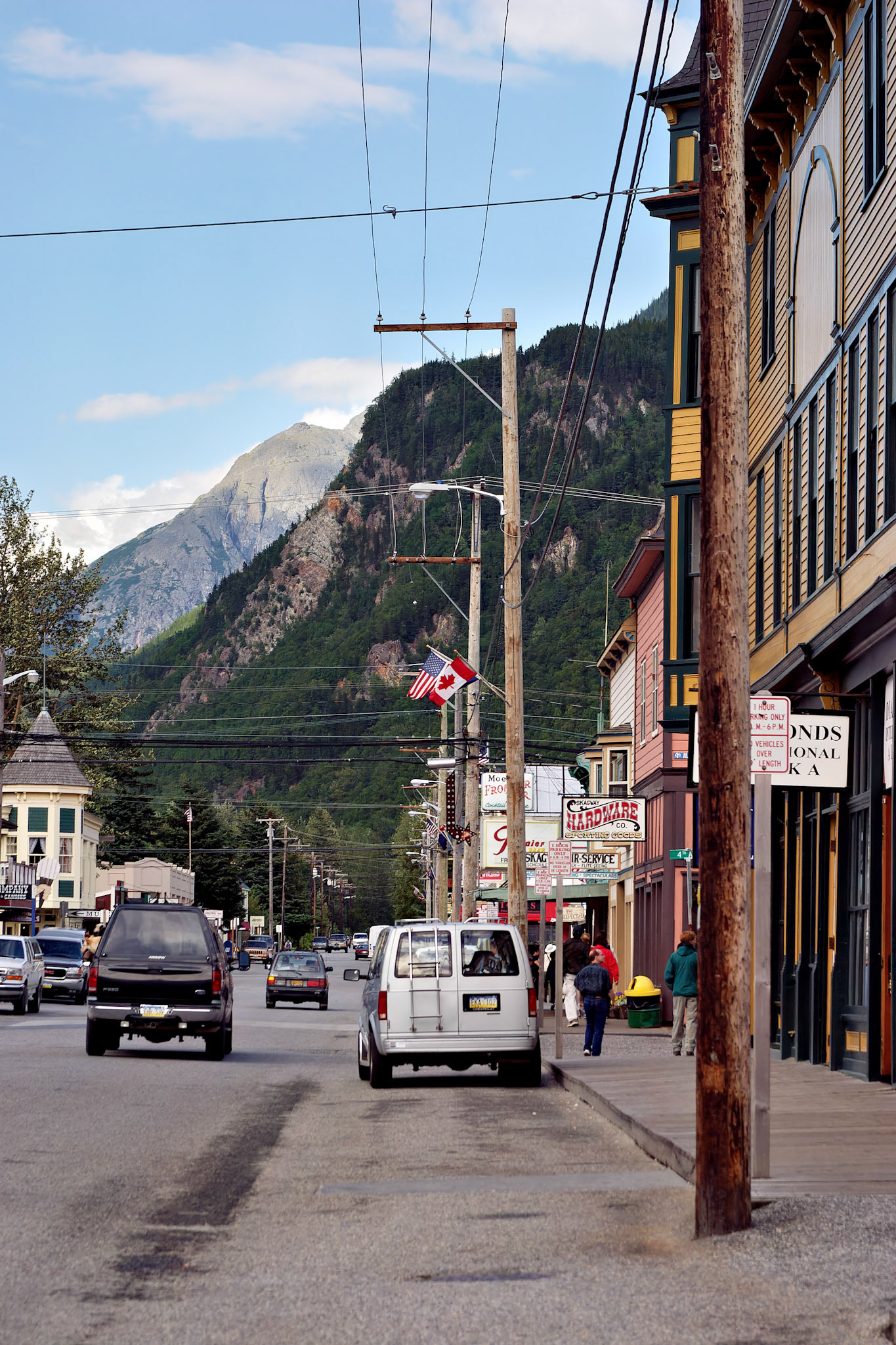 AK_20030801_0349_PS.dng