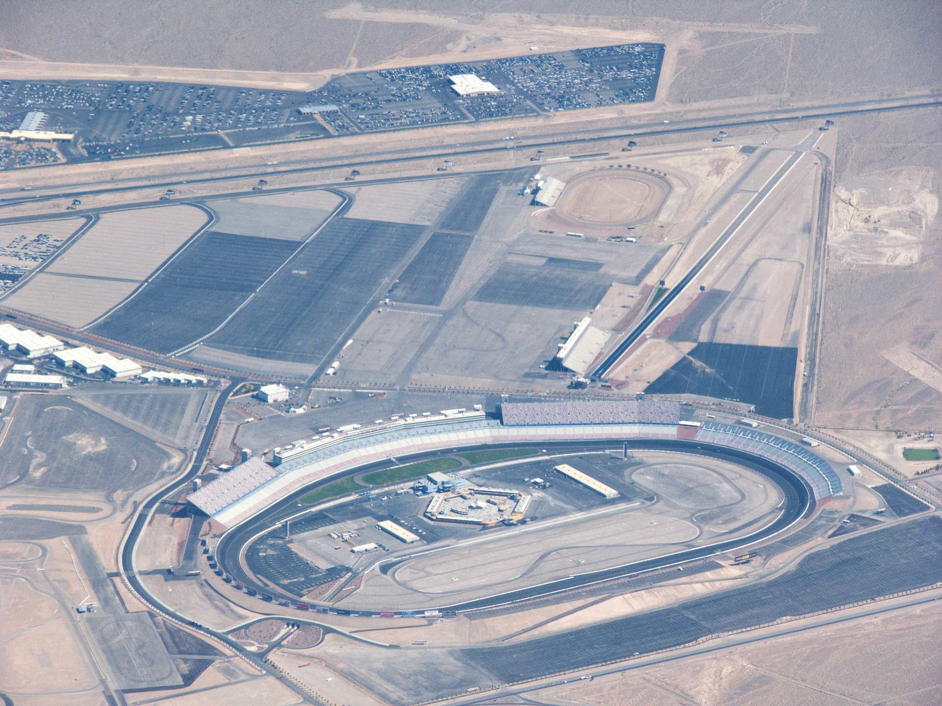 Aerials_20070531_0248_PS.dng