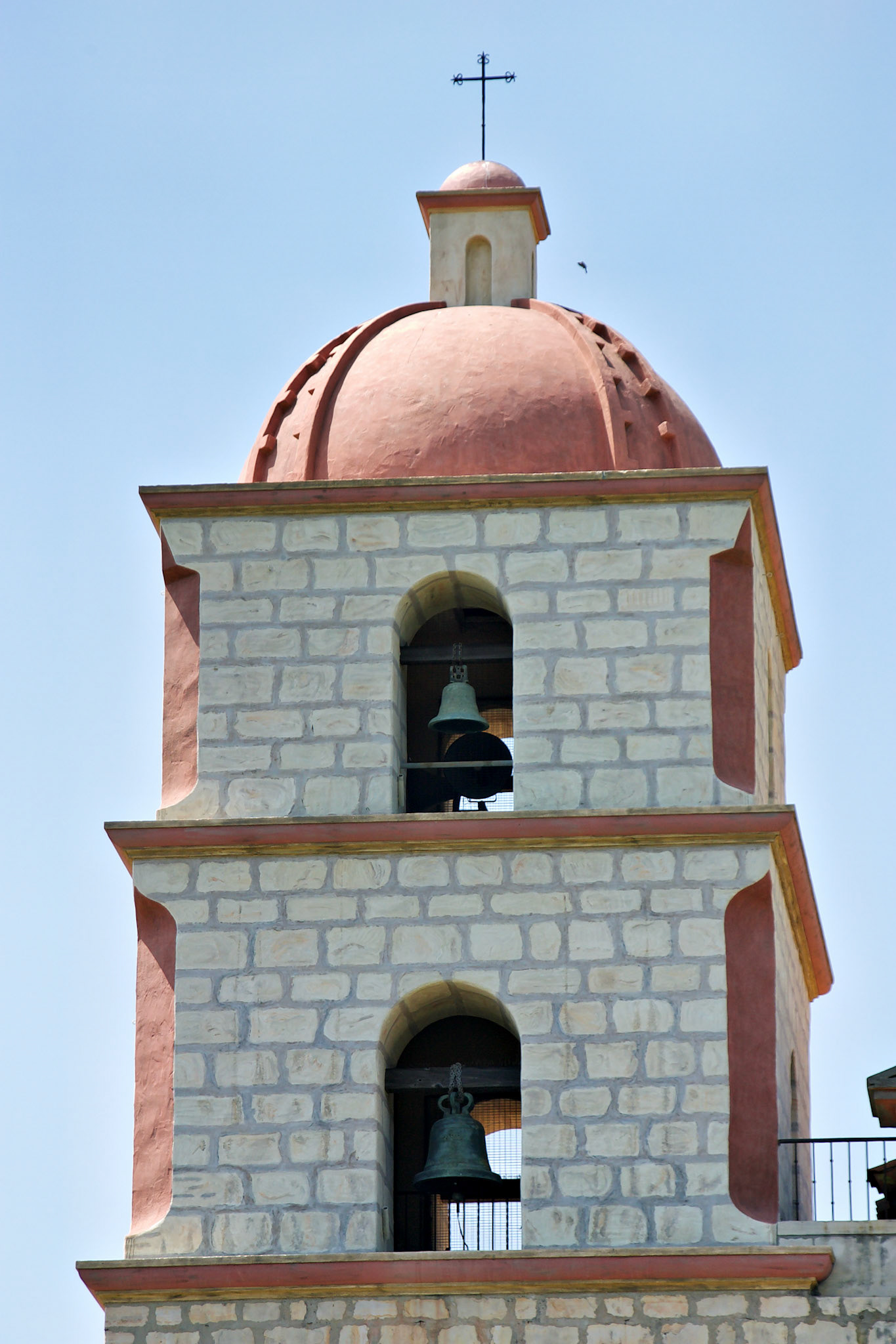 CA_Missions_20030515_0007_PS.dng