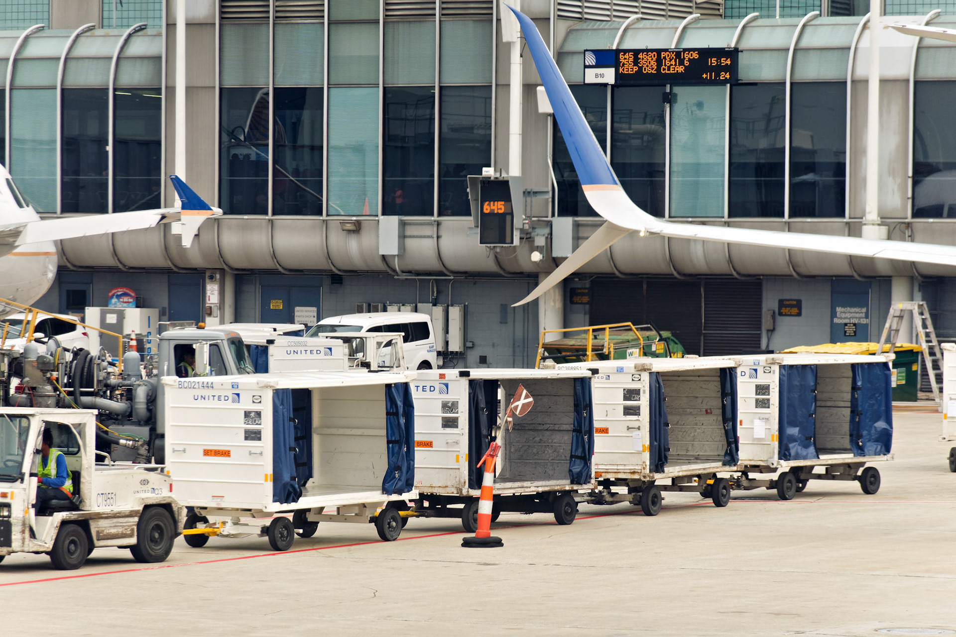 Aerials_20180918_0184_PS.dng