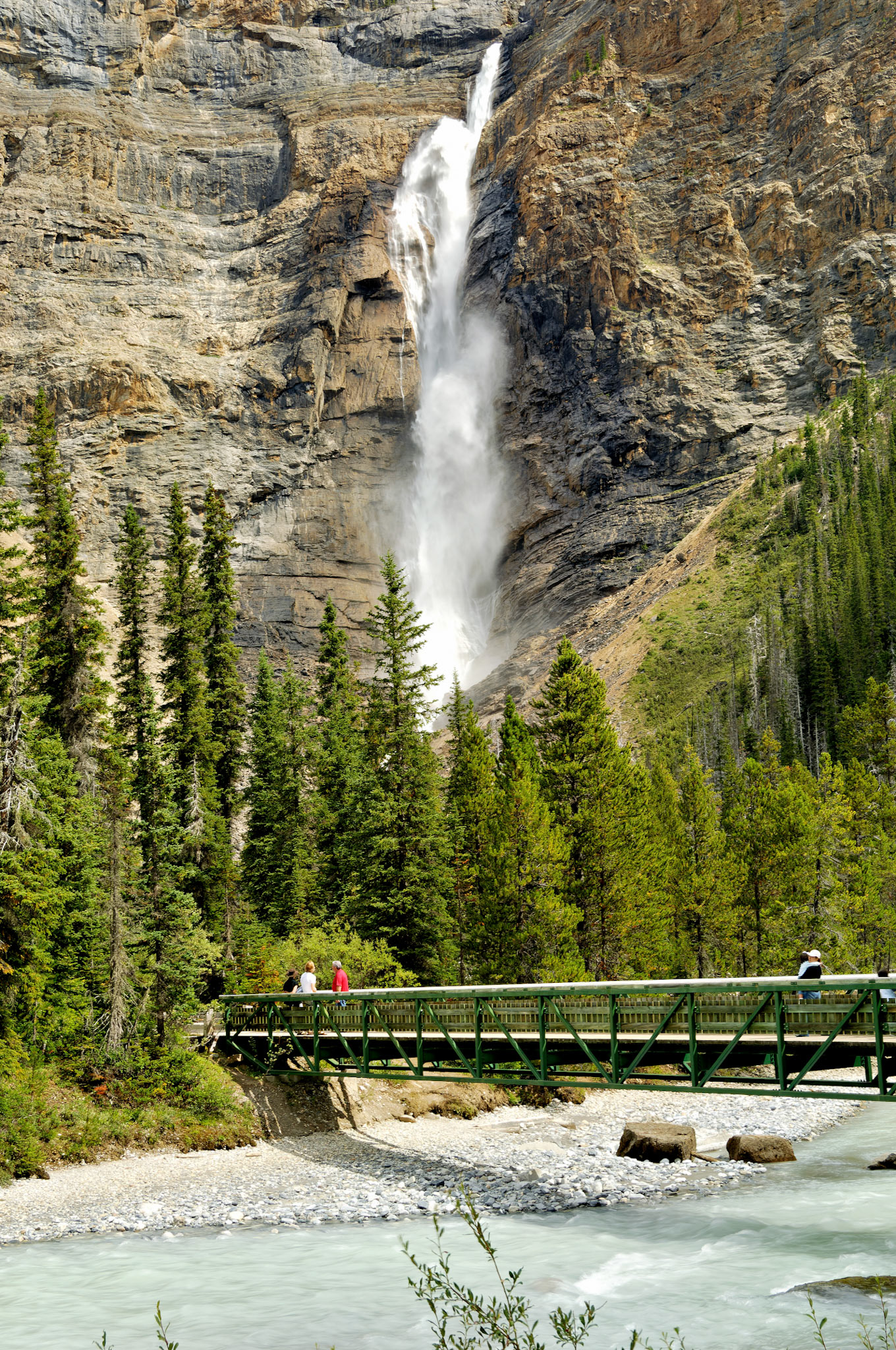 CN_20060803_0597_PS.dng