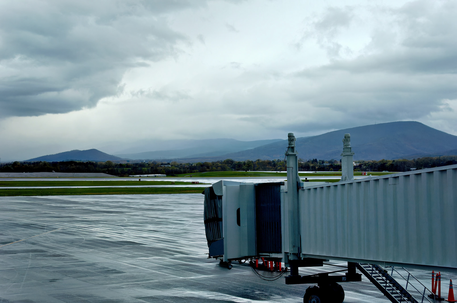 Aerials_20070415_0245_PS.dng