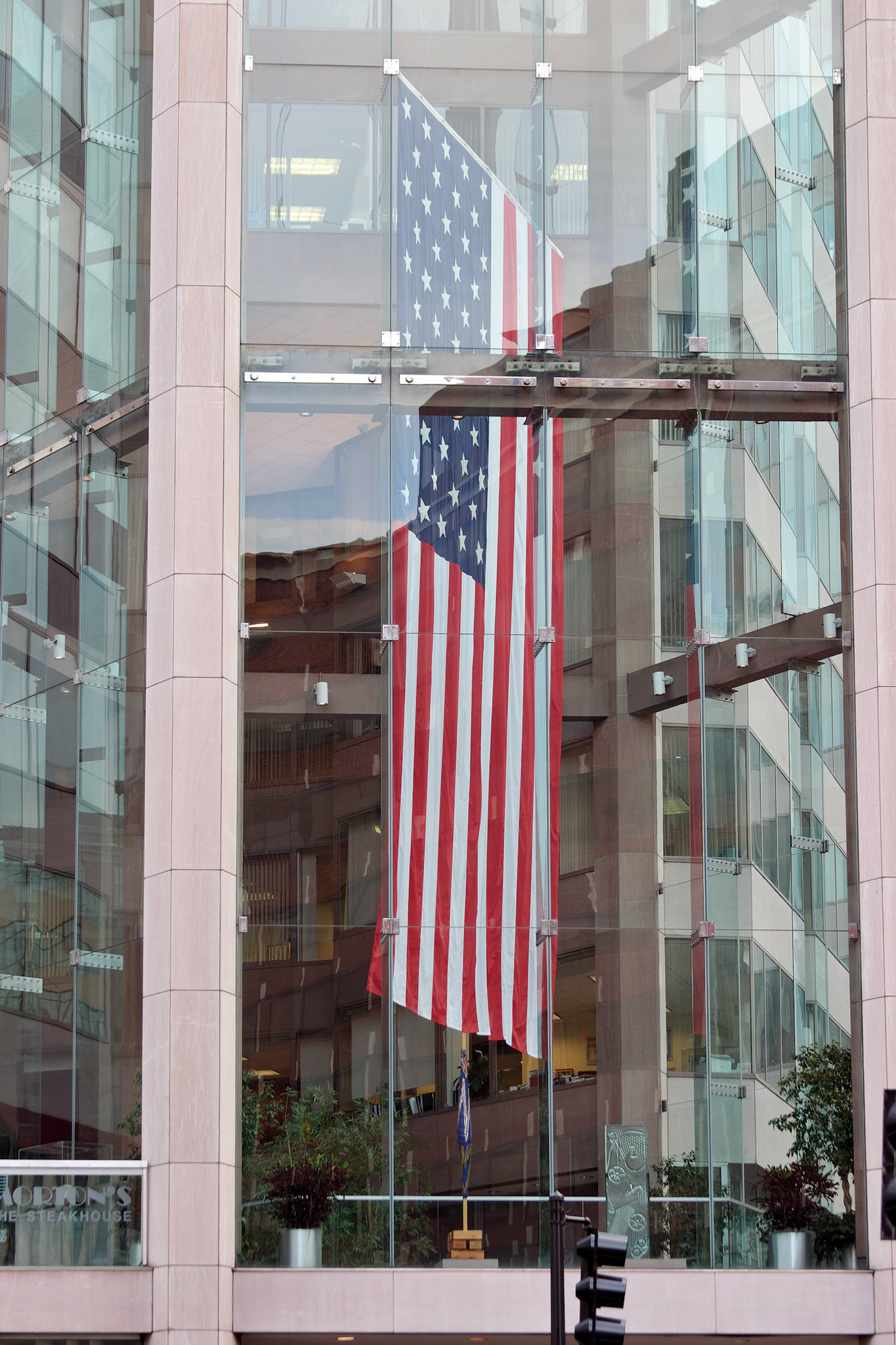 DC_20040310_0005_PS.dng