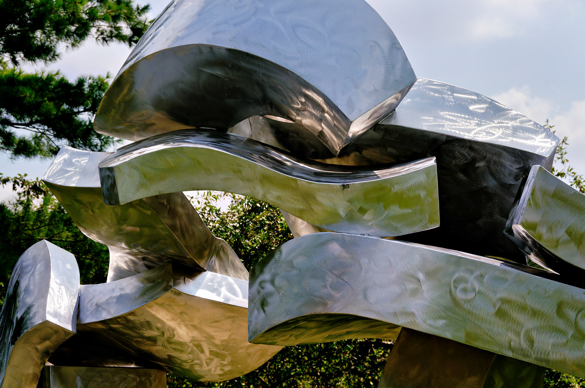 PA_GroundsForSculpture_20080814_0040_PS.dng