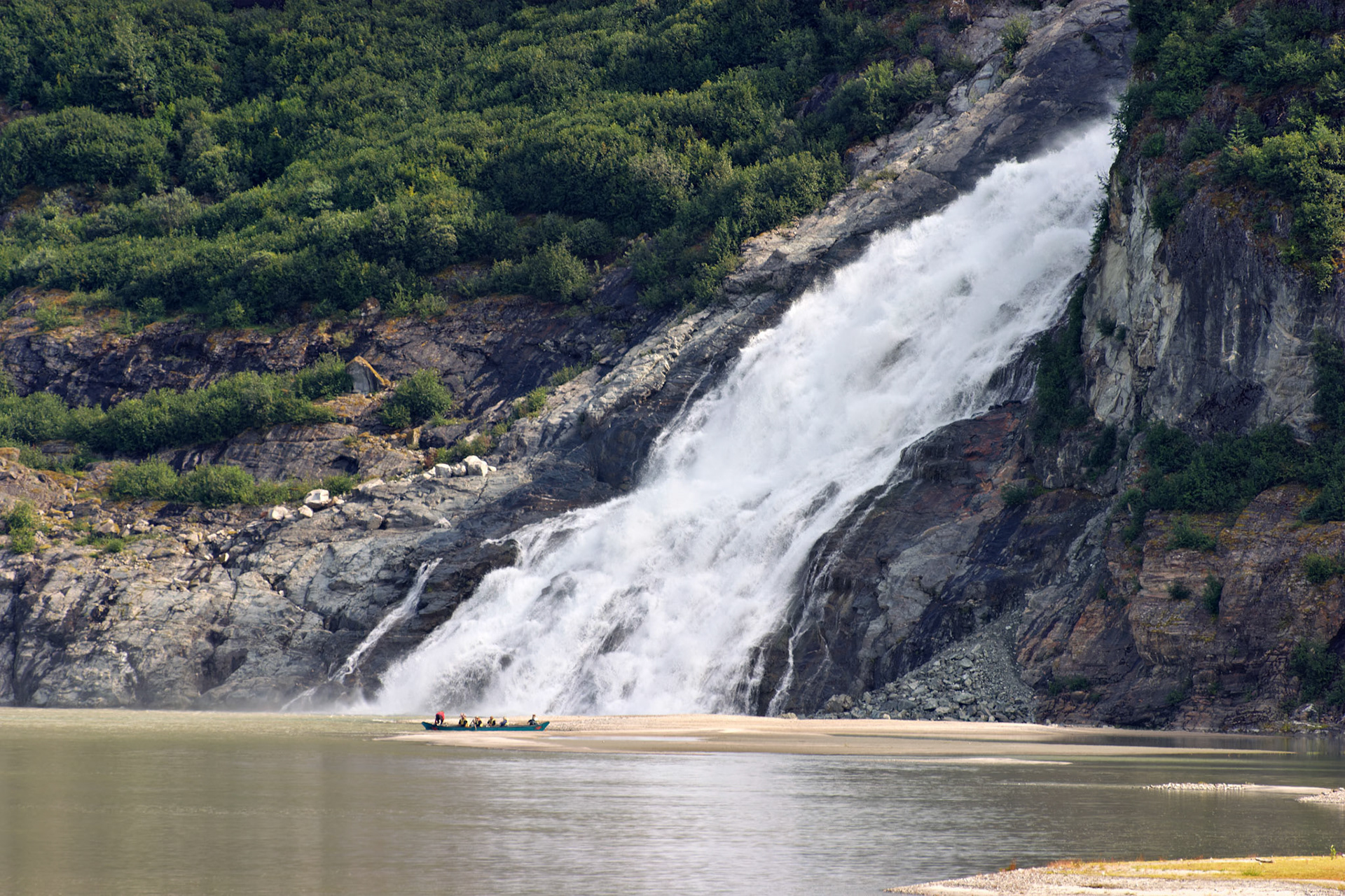 AK_20030731_0167_PS.dng