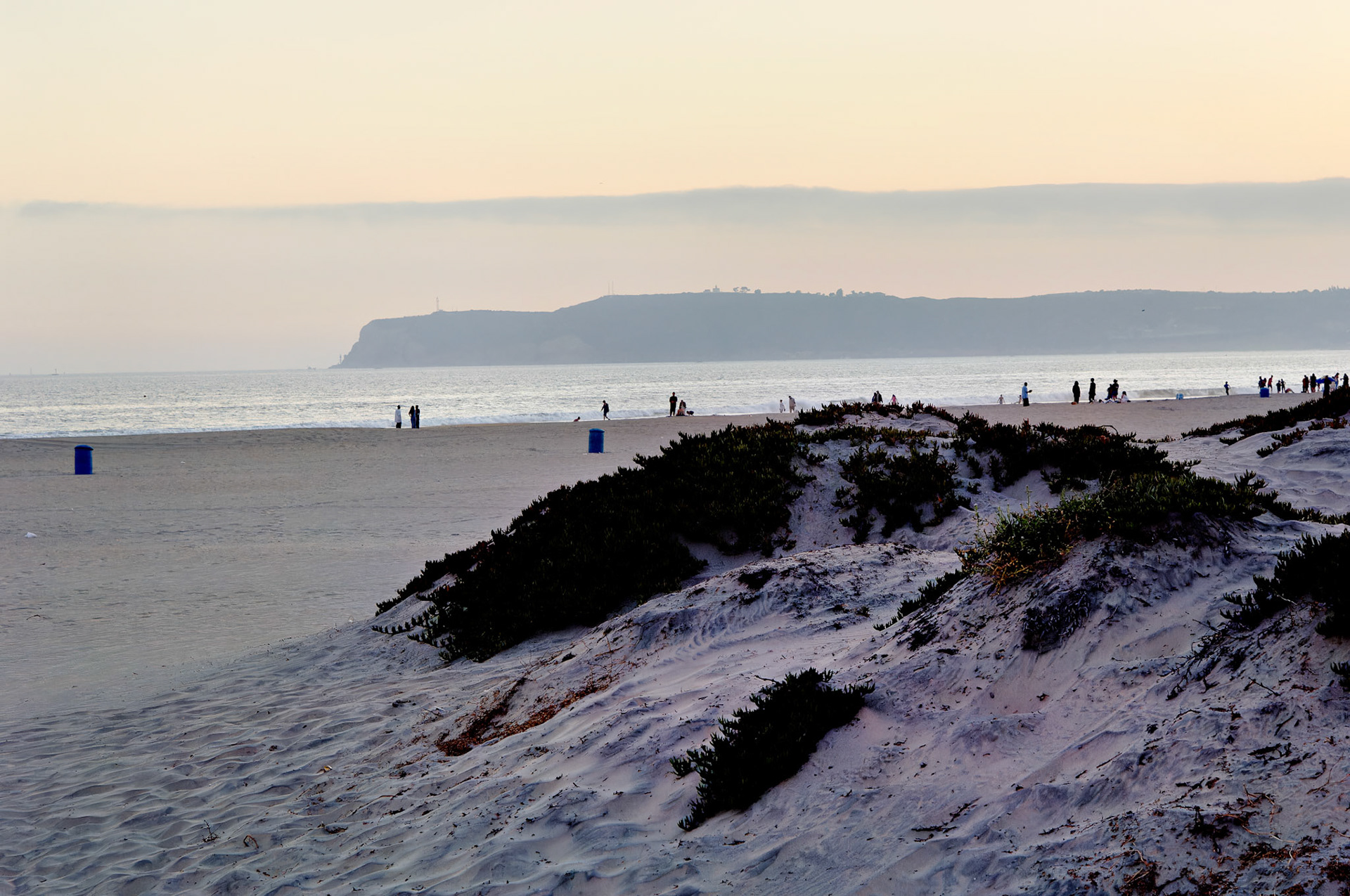 CA_SanDiego_20050729_0119_PS.dng