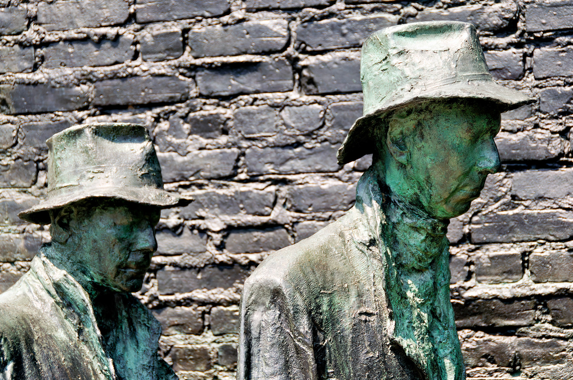 PA_GroundsForSculpture_20080814_0054_PS.dng