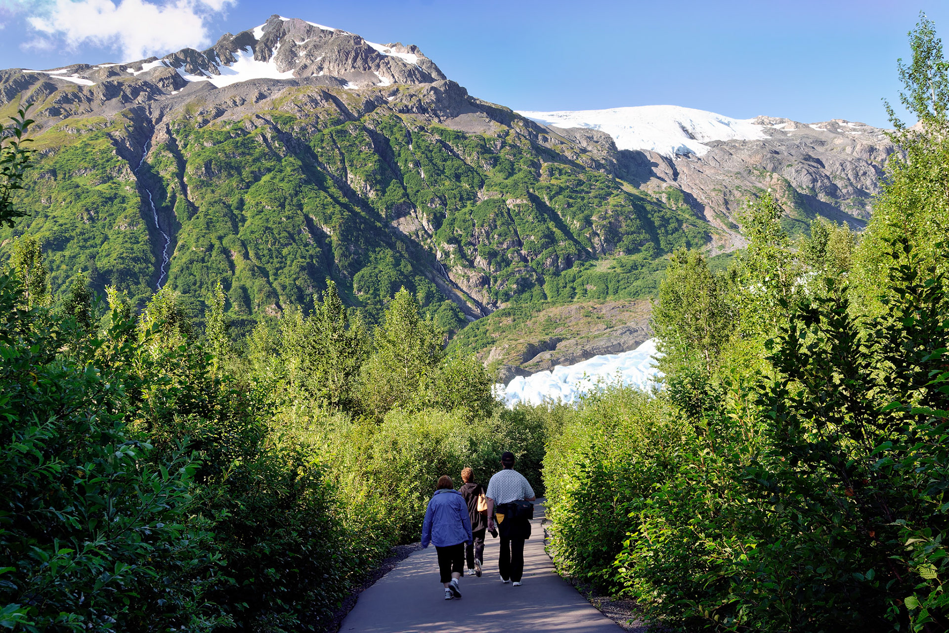 AK_20030804_0540_PS.dng