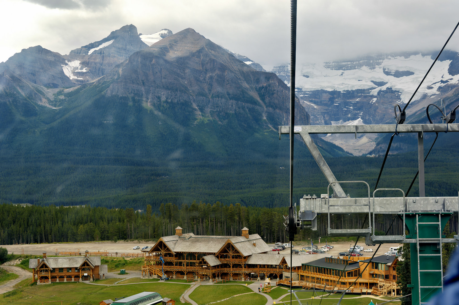 CN_20060801_0507_PS.dng