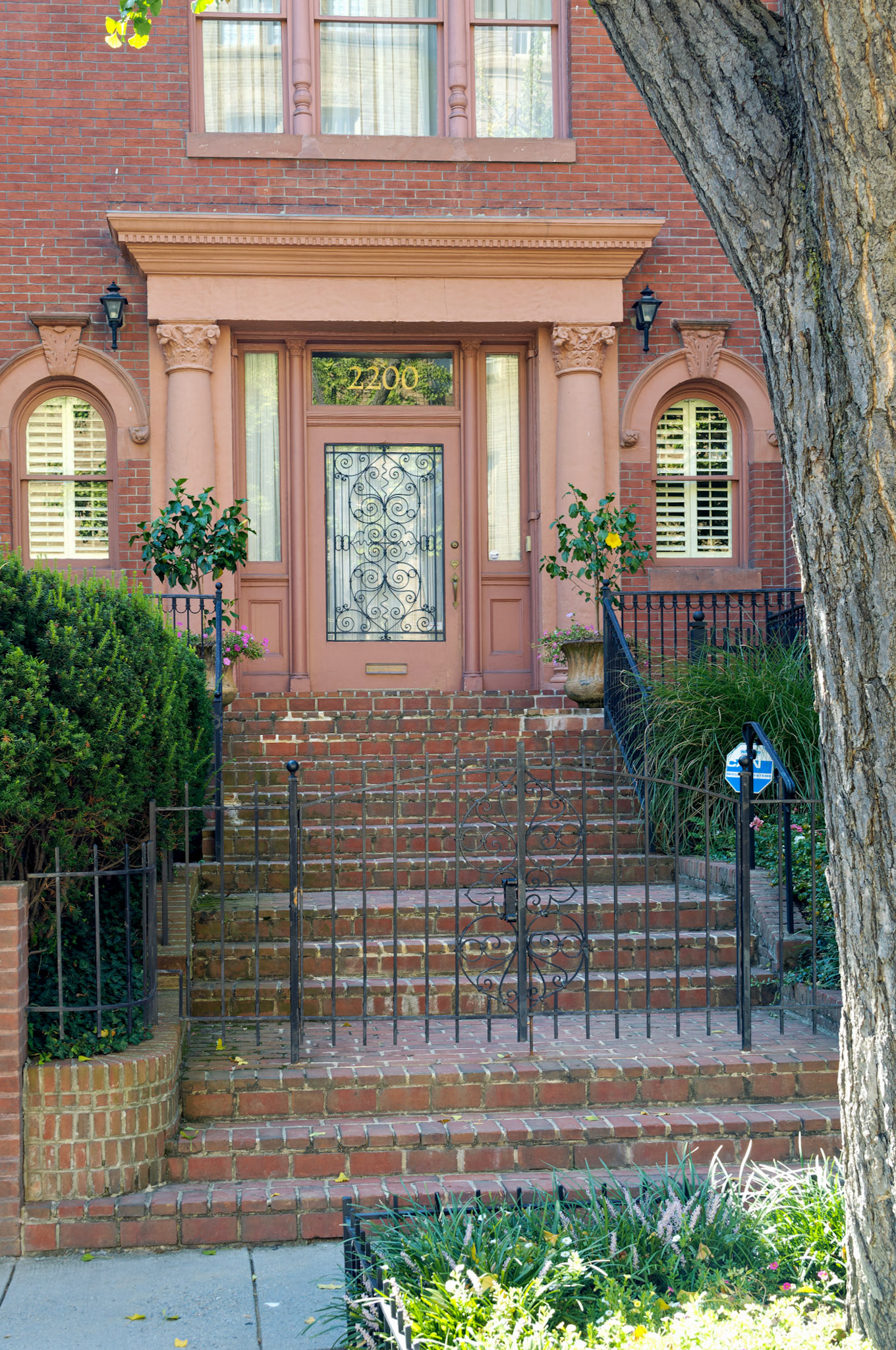 DC_20050912_0029_PS.dng