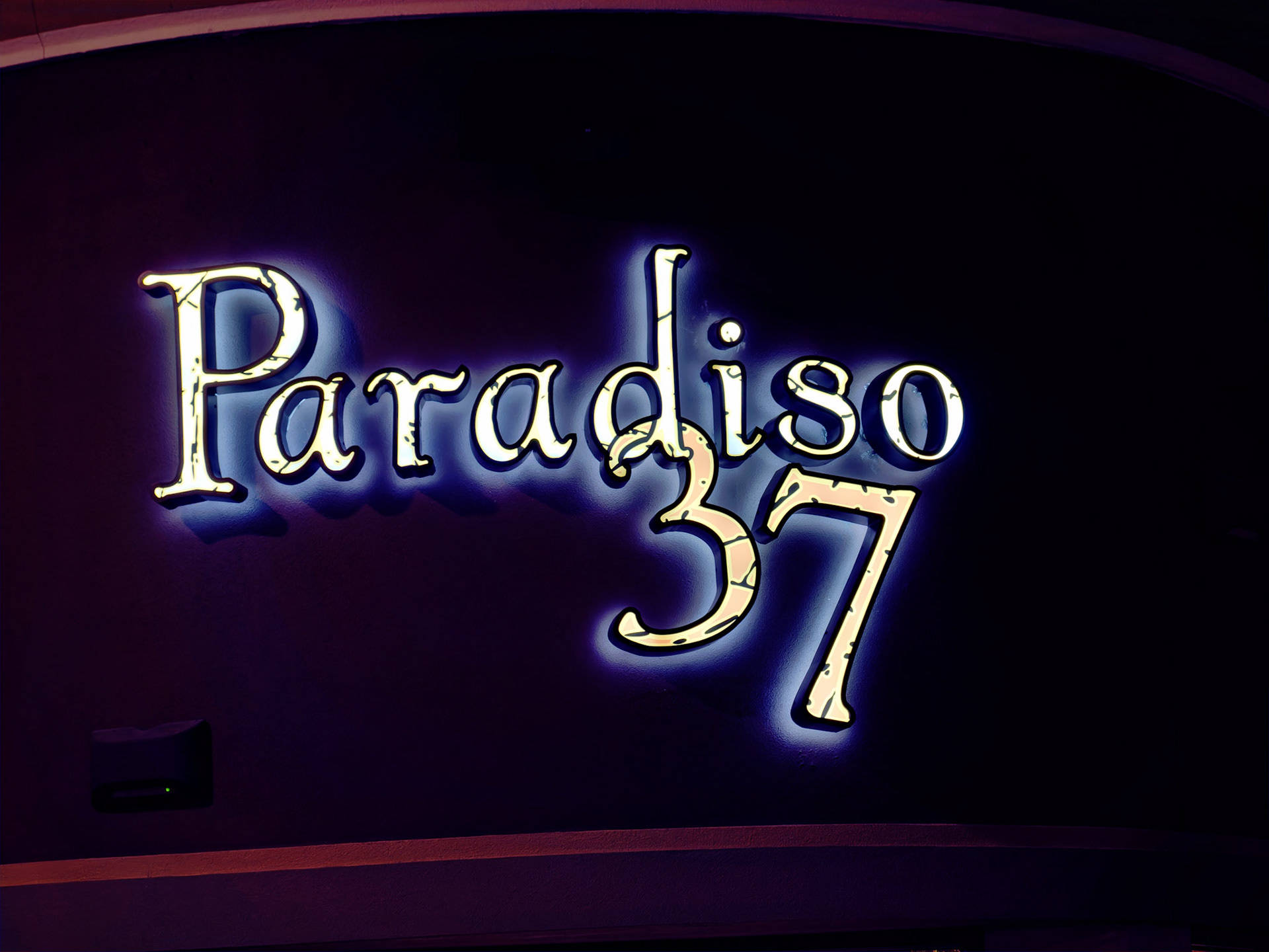 FL_Disney_20180422_0041_PS.dng